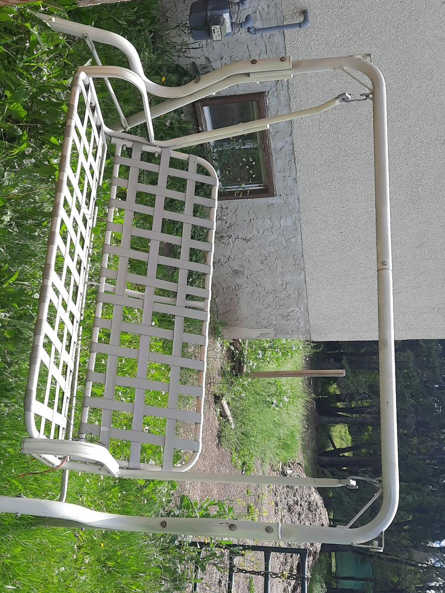 Outdoor Patio Swing thumbnail