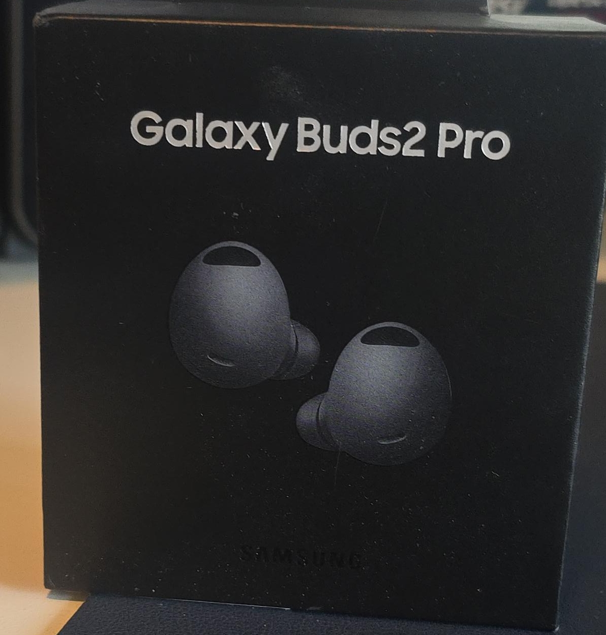 Samsung Galaxy Buds2 Pro - New in Box! thumbnail