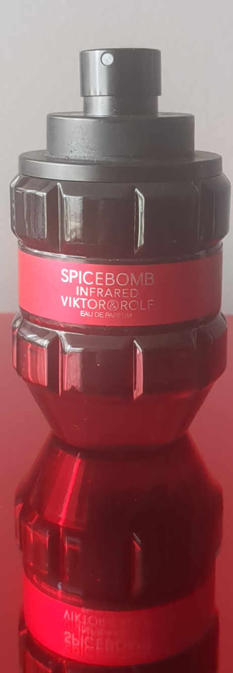 Viktor & Rolf Spicebomb Infrared Eau De Parfum thumbnail