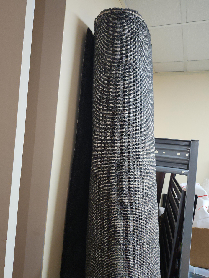 Large Grey Carpet thumbnail