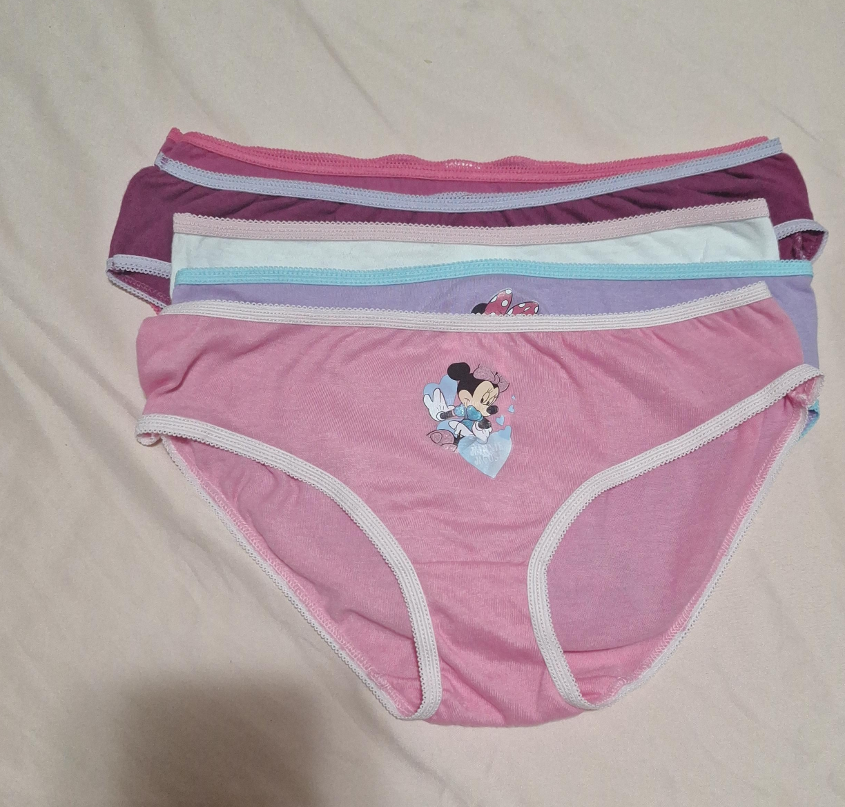 Disney Minnie Mouse Underwear - Size 10/12 thumbnail