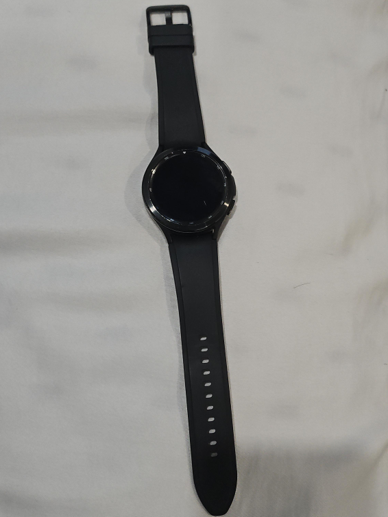 Samsung Galaxy Watch 4 Classic 46mm - Black- with charger thumbnail