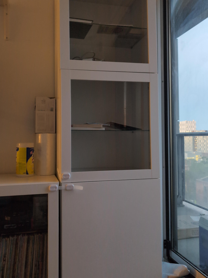 IKEA Billy Bookcase with Glass Doors image indicator(2)