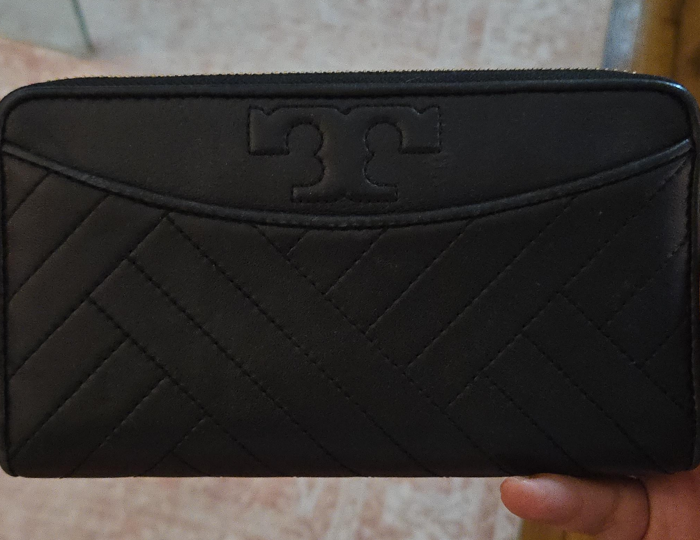 Tory Burch Black Leather Wallet - photo 2