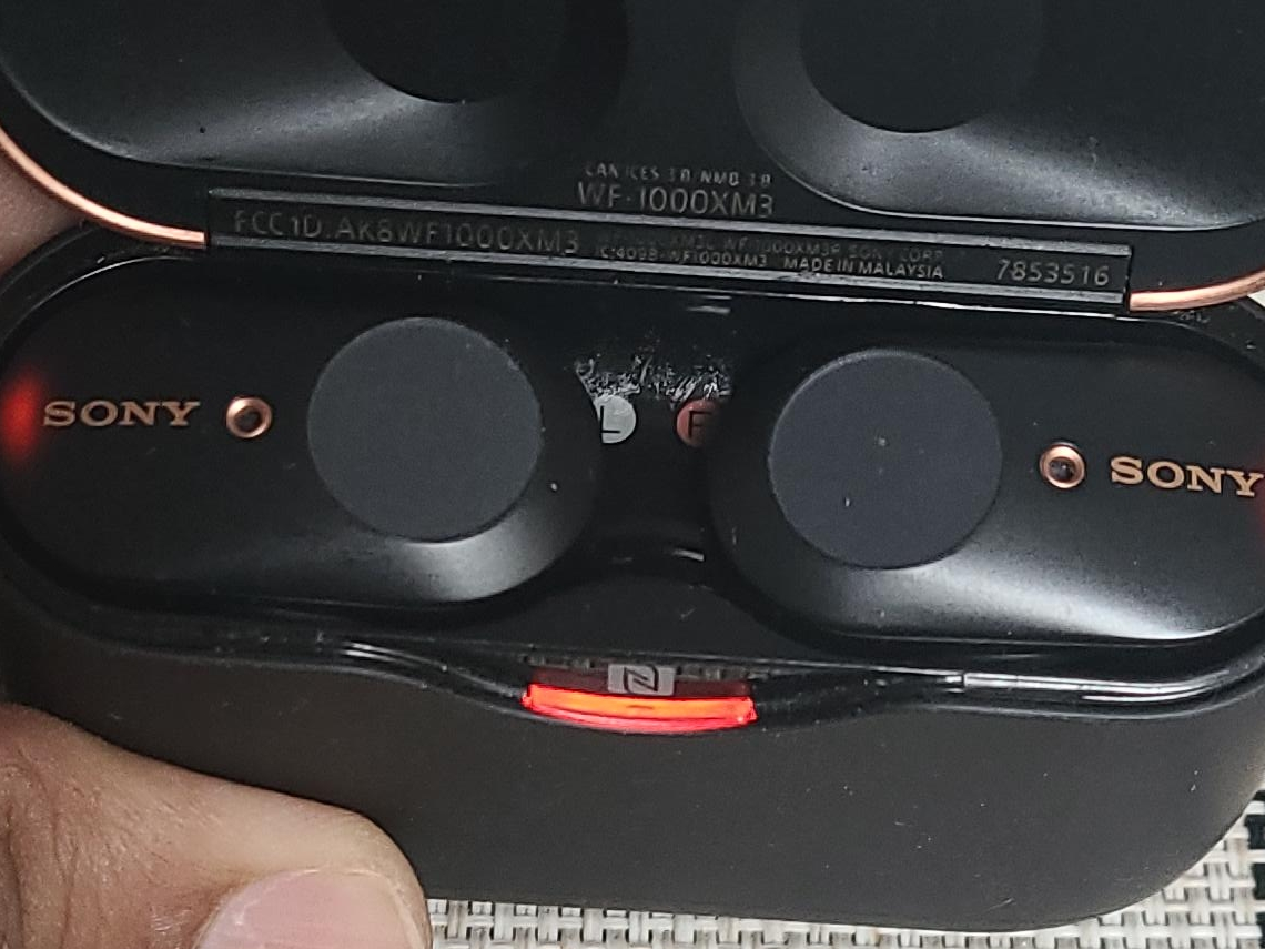 Sony WF-1000XM3 Wireless Earbuds thumbnail