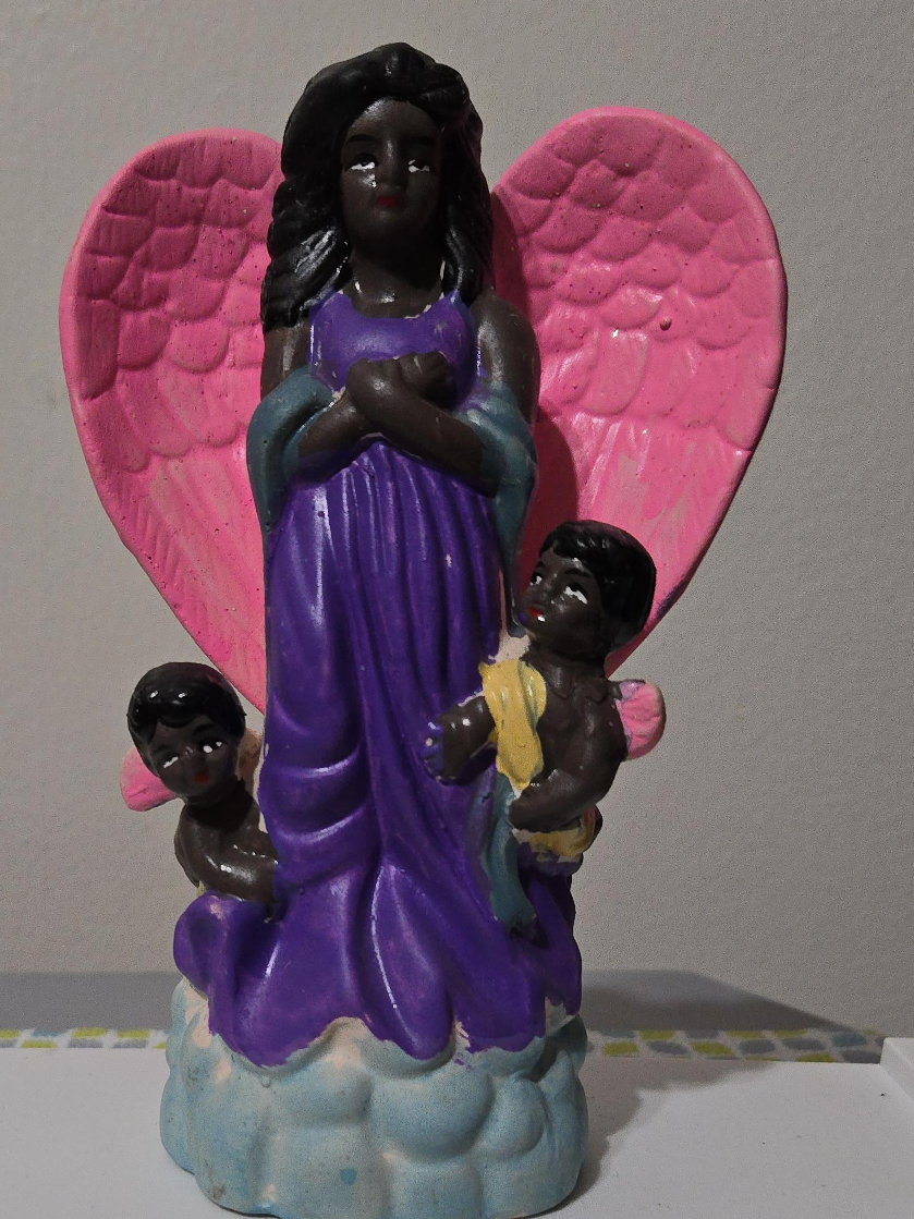 🥕Angel Figurine with Cherubs thumbnail