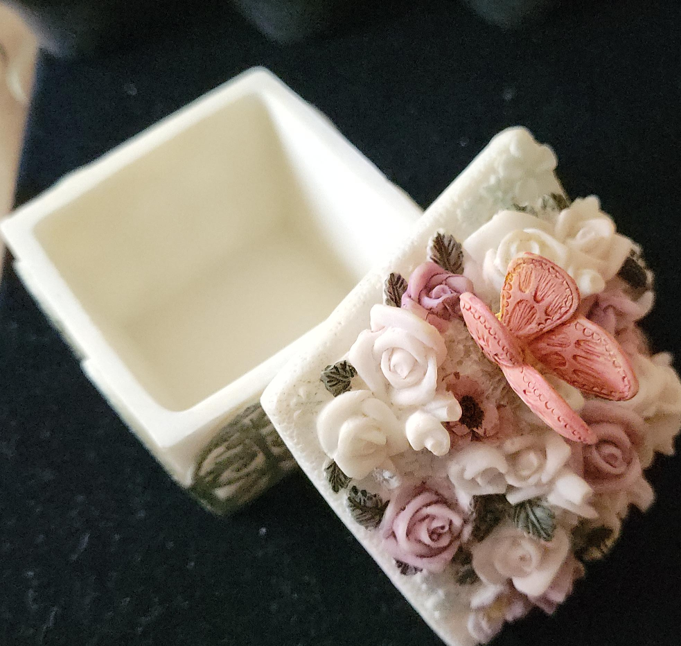 Floral Butterfly Trinket Box thumbnail