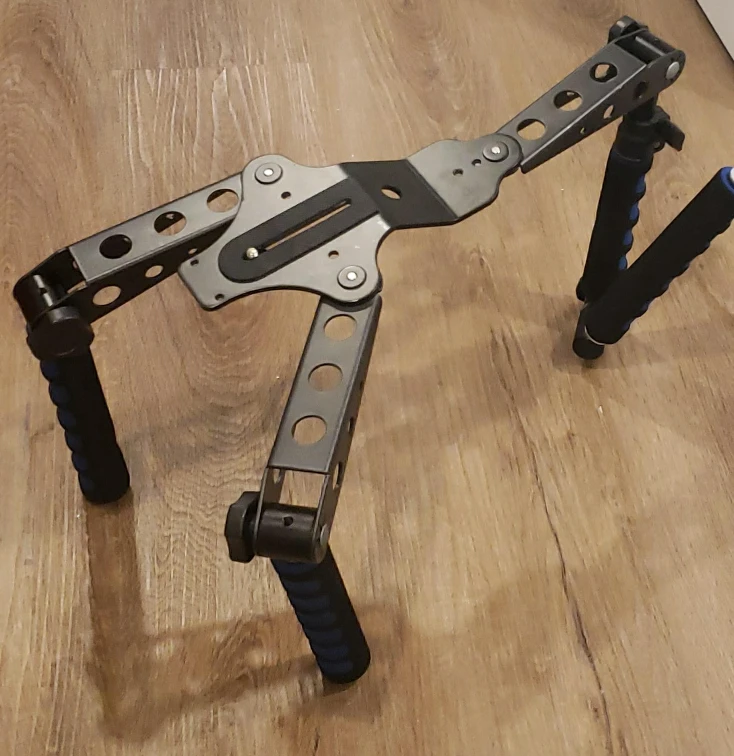 Camera Shoulder Mount Rig thumbnail