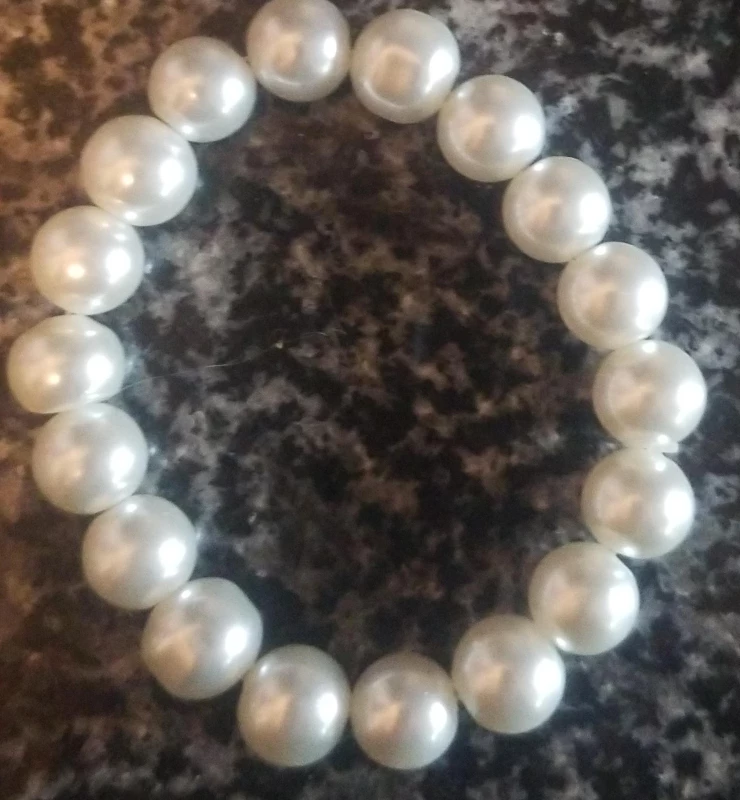 Pearl Bead Bracelet thumbnail