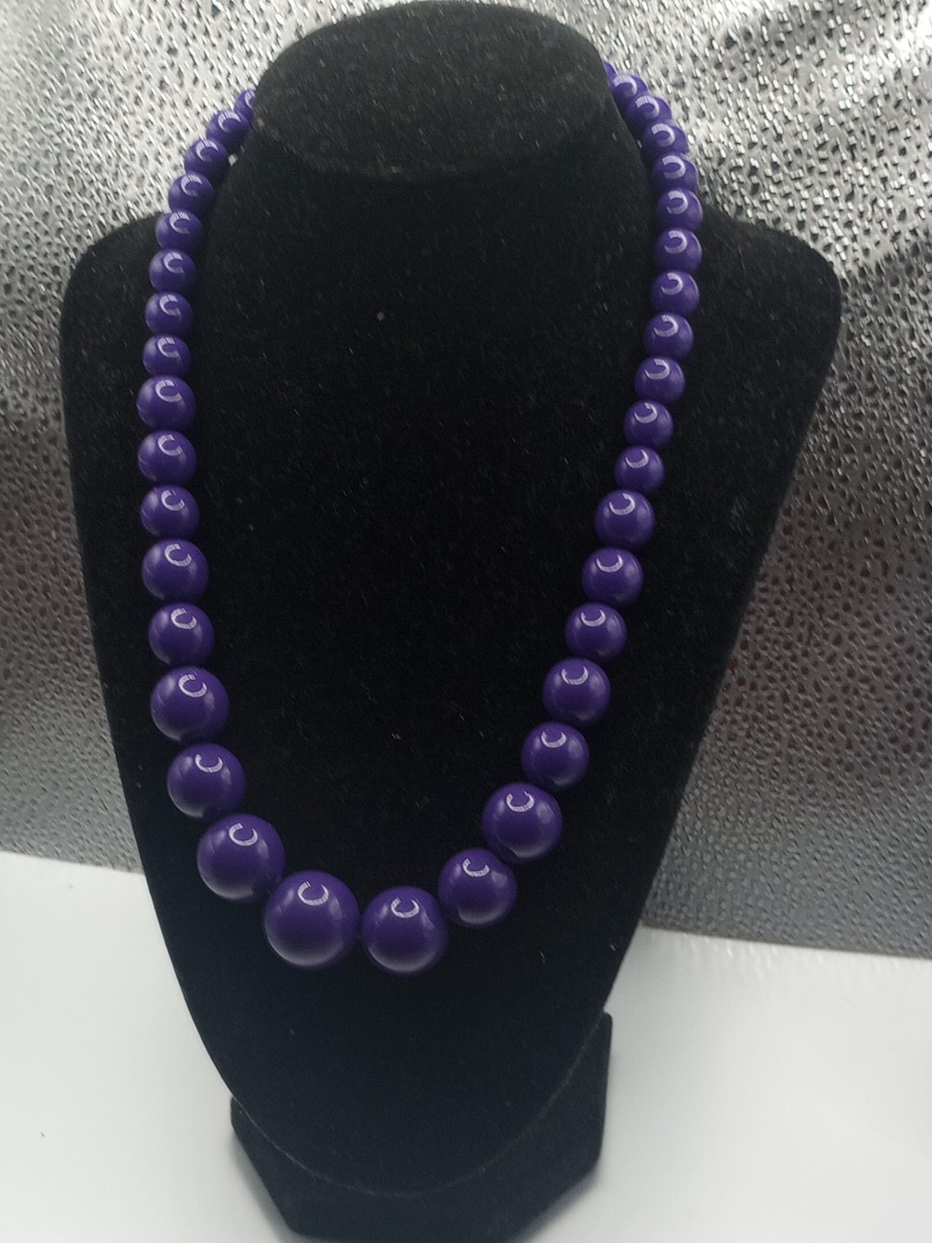 Purple Beaded Necklace thumbnail
