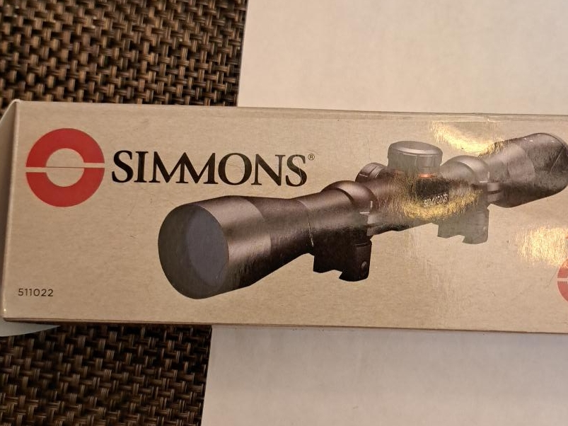 Simmons Riflescope thumbnail