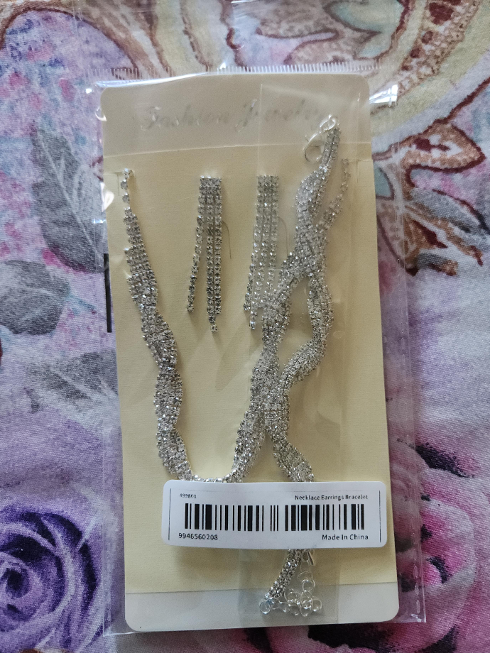 New Fashion Jewelry Necklace, Earrings, Bracelet Set thumbnail