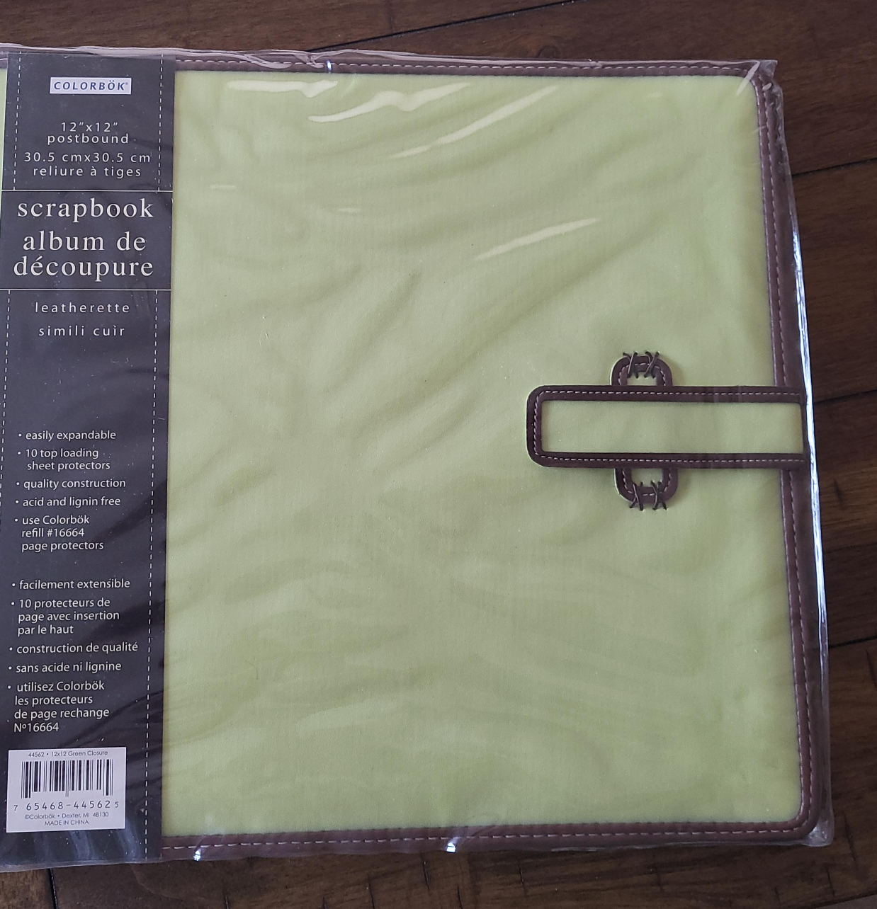 Colorbok 12x12 Scrapbook Album - New thumbnail