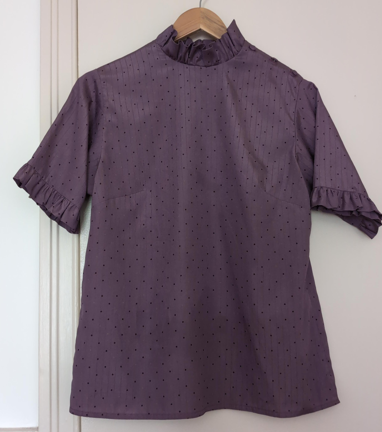🇨🇦Purple Polka Dot Ruffle Blouse thumbnail