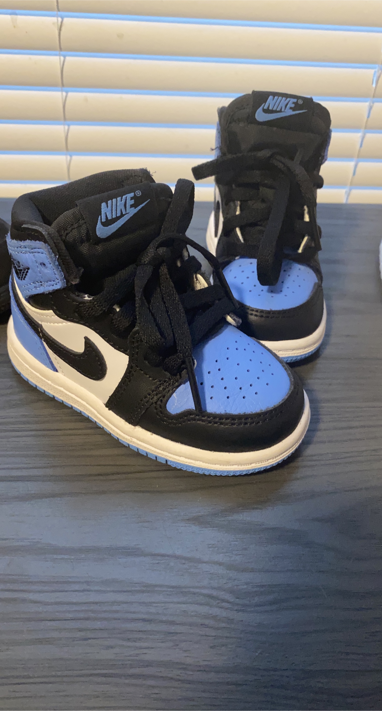 Nike Air Jordan 1 High Toddler Shoes - Blue/Black thumbnail