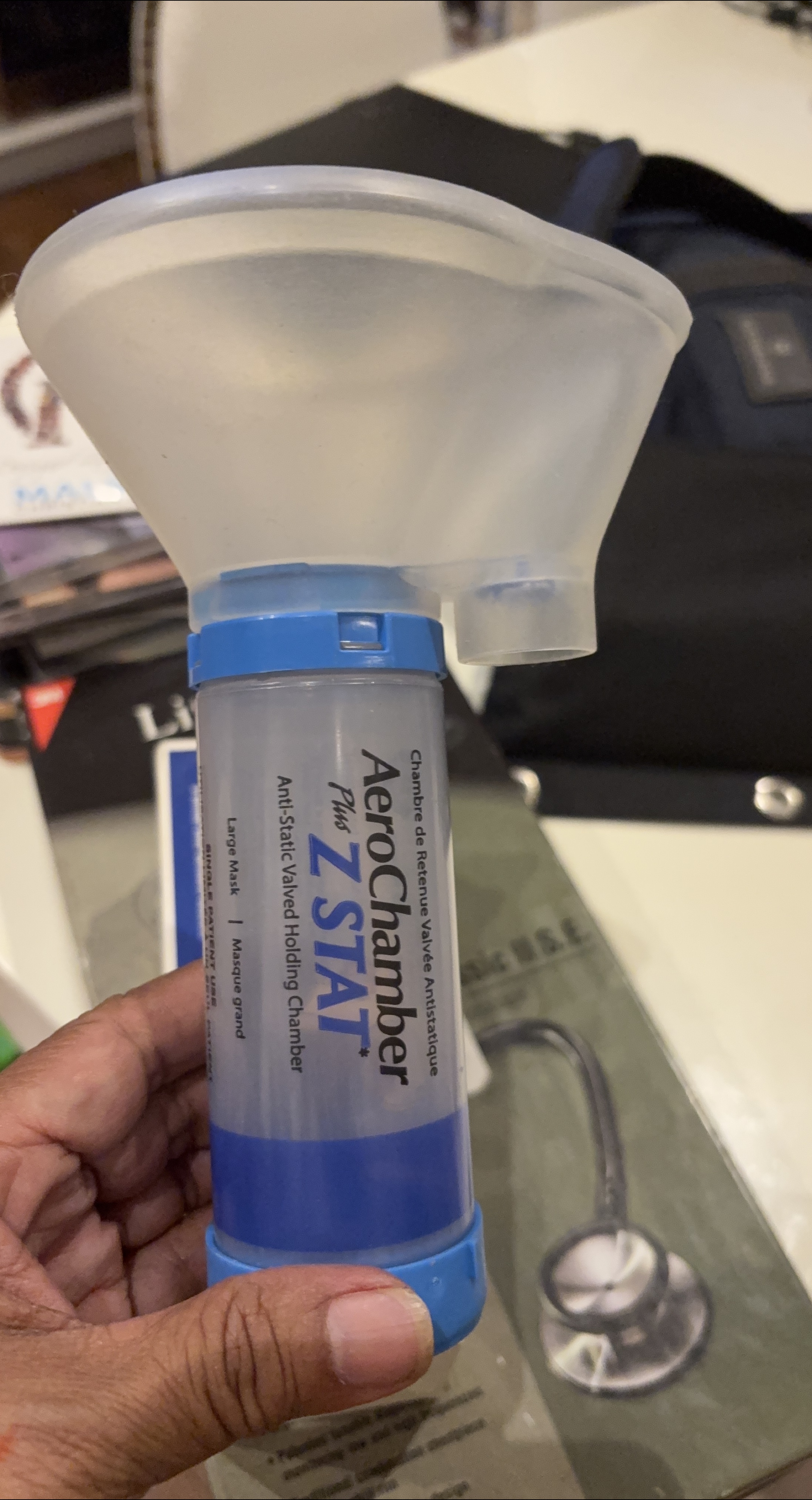 AeroChamber Plus Z STAT Large Mask thumbnail