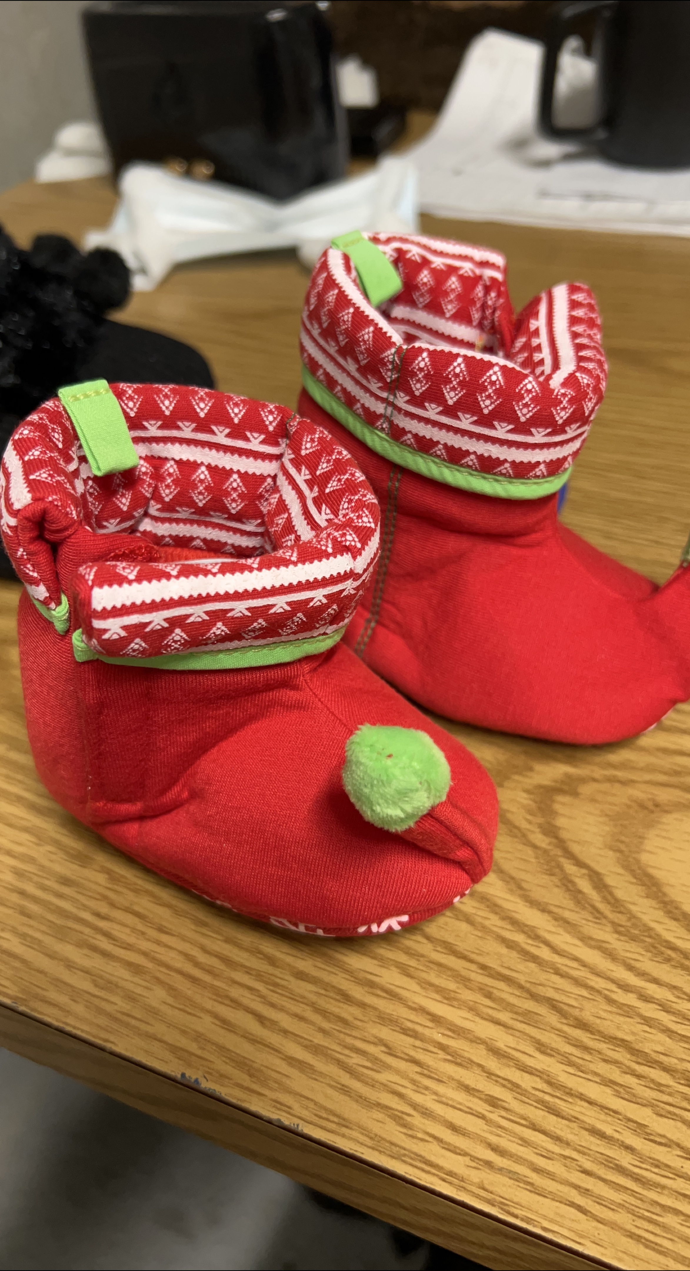 Red Elf Baby Booties - Size 20 thumbnail