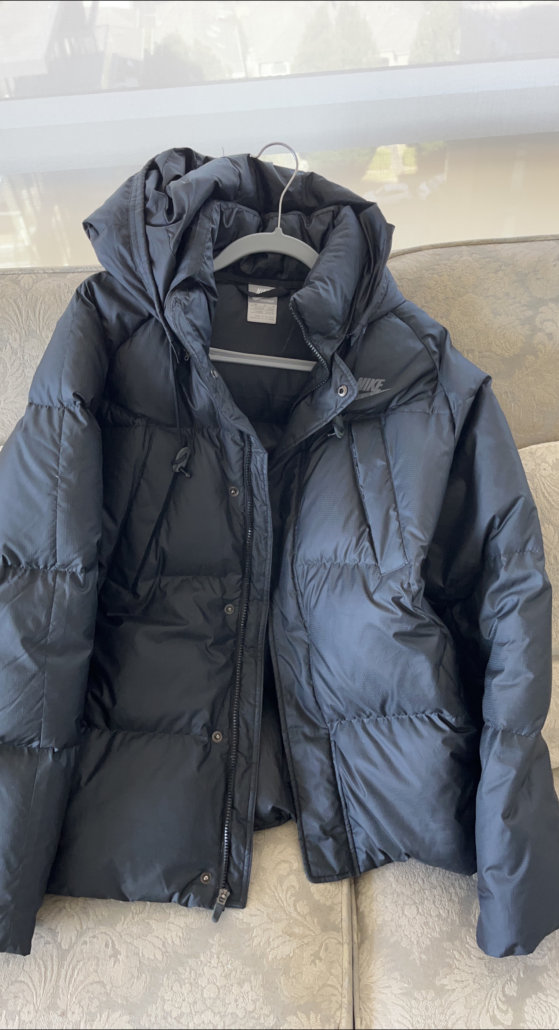Nike Puffer Jacket Black Size L thumbnail