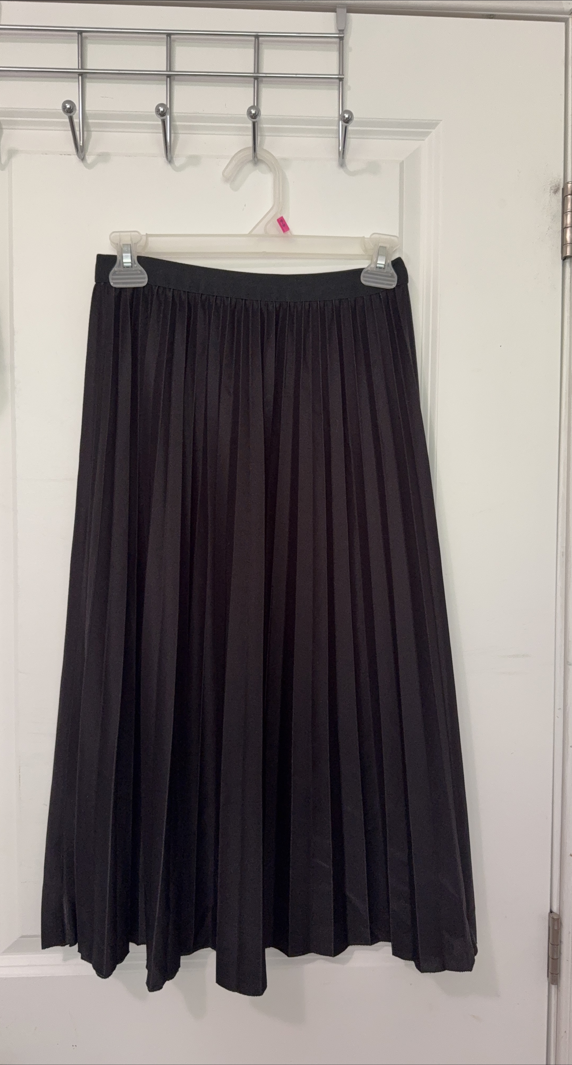 Black Pleated Skirt thumbnail
