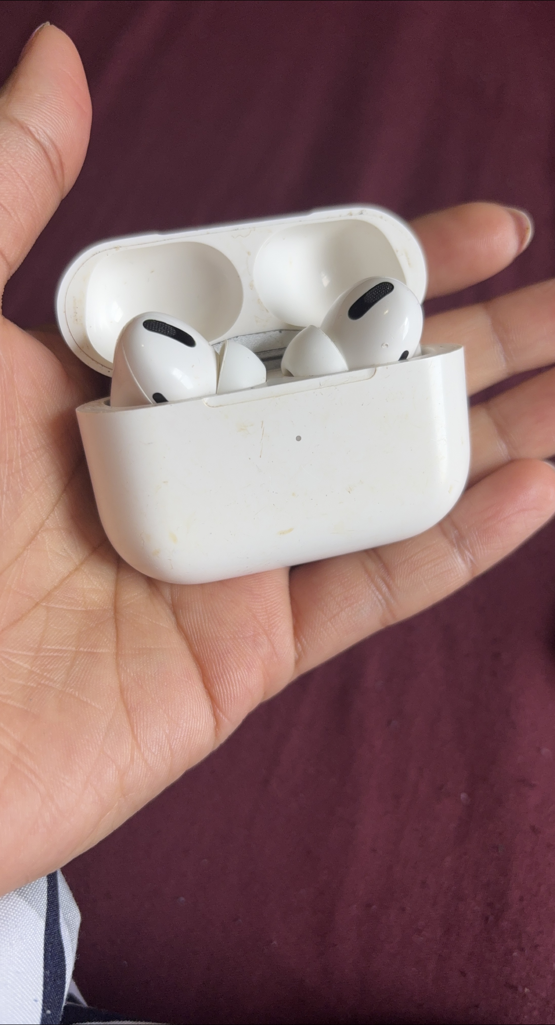 Apple AirPods Pro (2nd generation)- COPY thumbnail