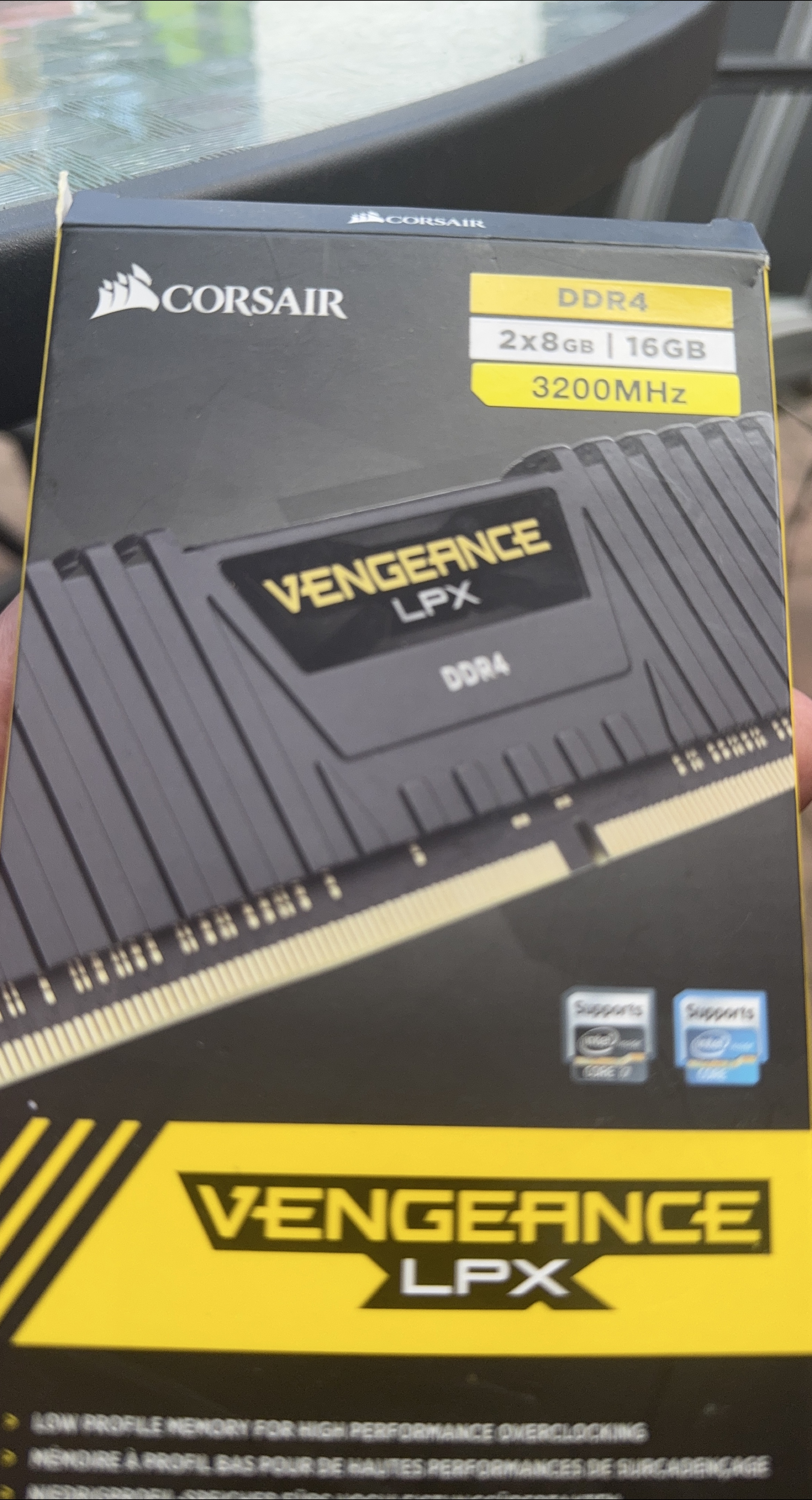 Corsair Vengeance LPX 16GB DDR4 3200MHz RAM thumbnail