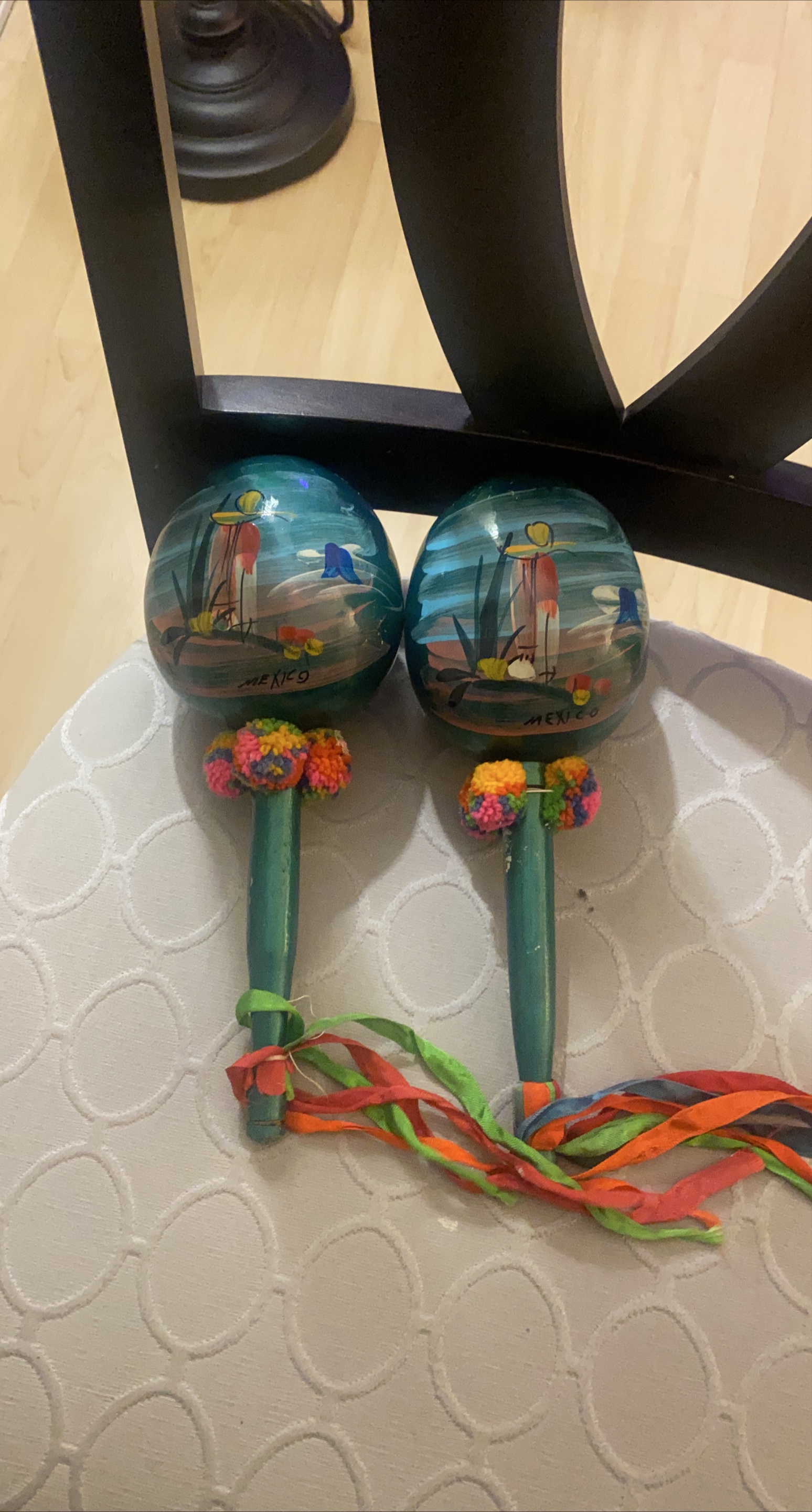 Mexican Maracas thumbnail