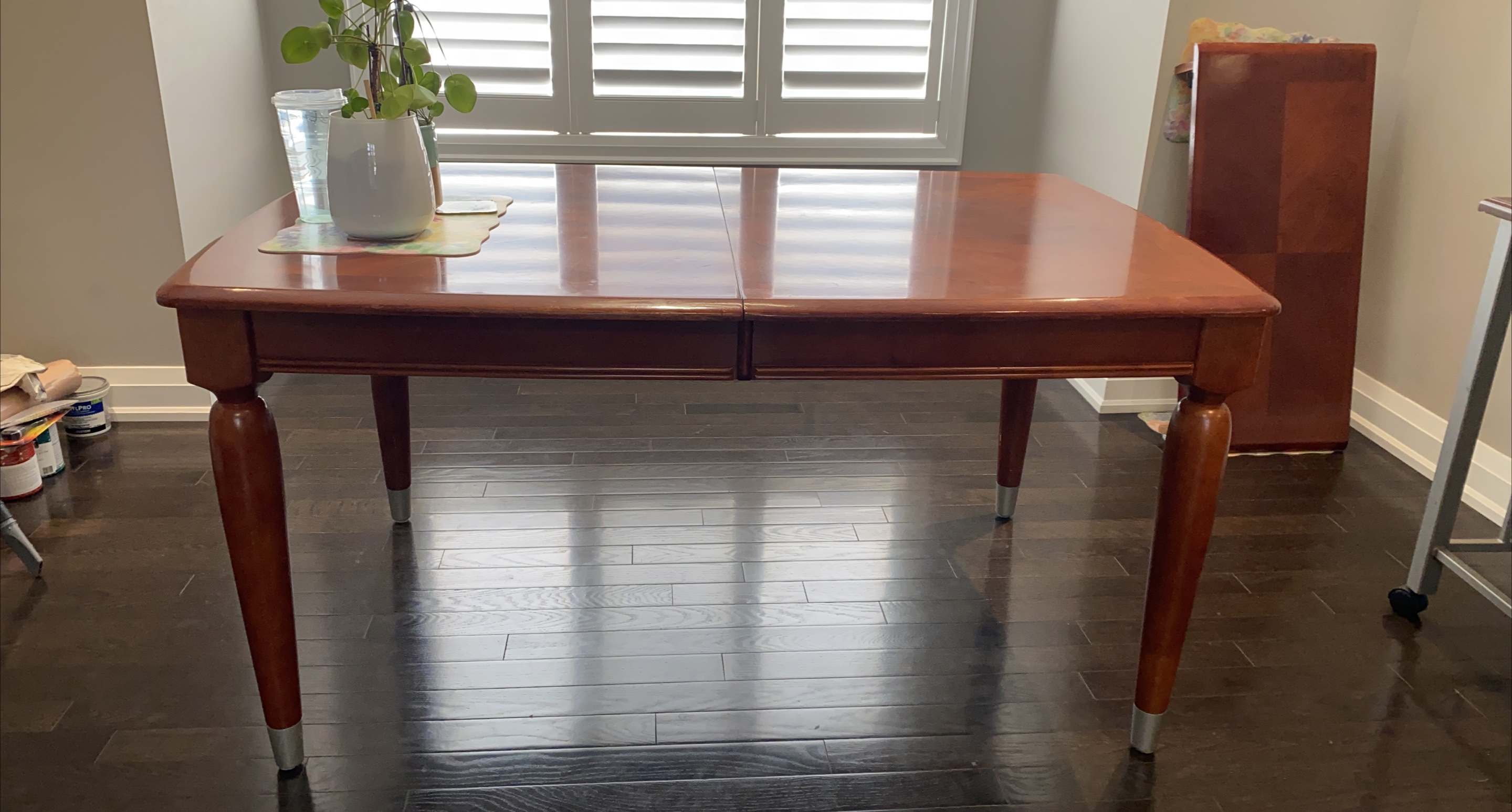 Extendable Wooden Dining Table thumbnail