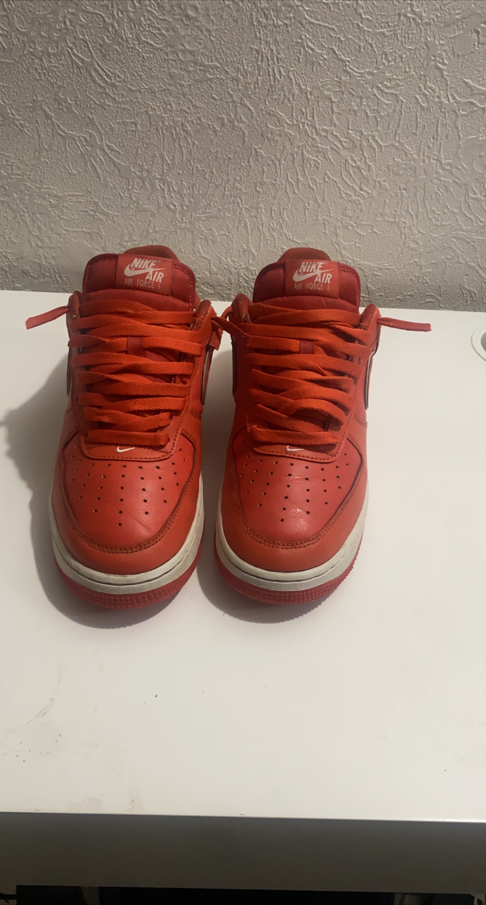 Nike Air Force 1 Red thumbnail