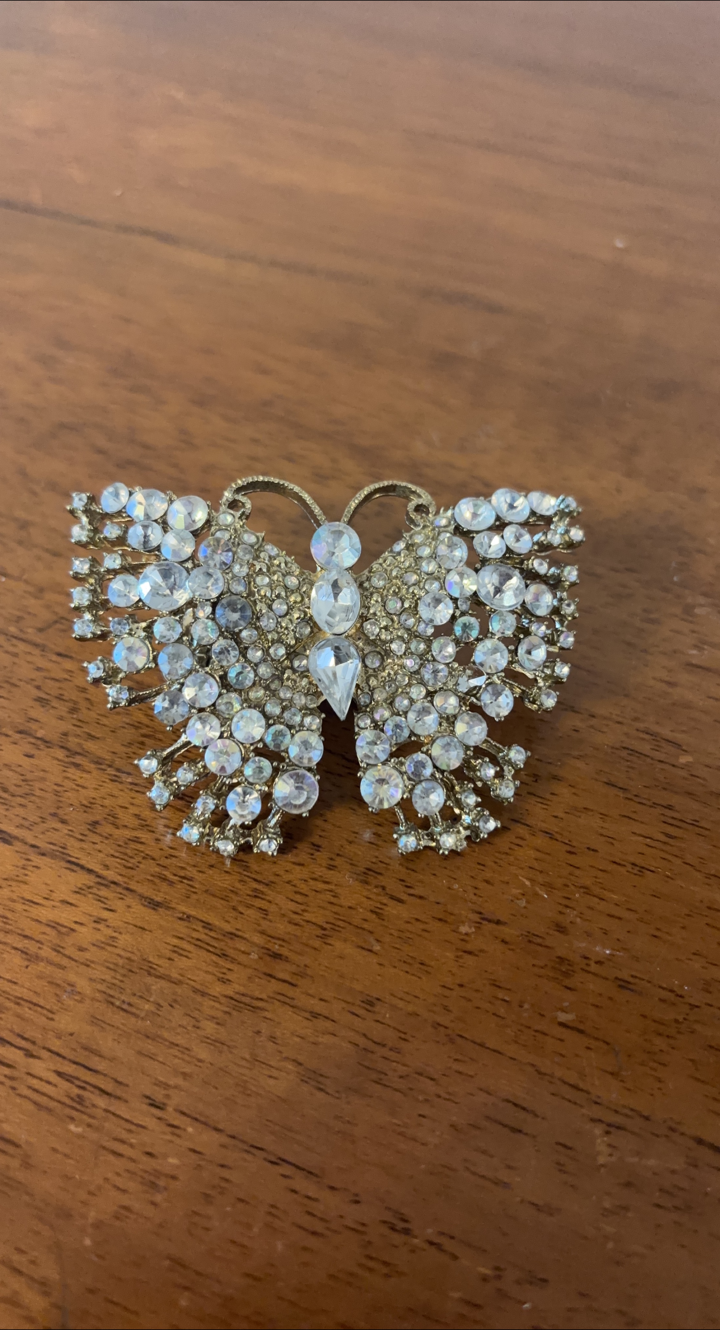 Butterfly Ring with Rhinestones thumbnail