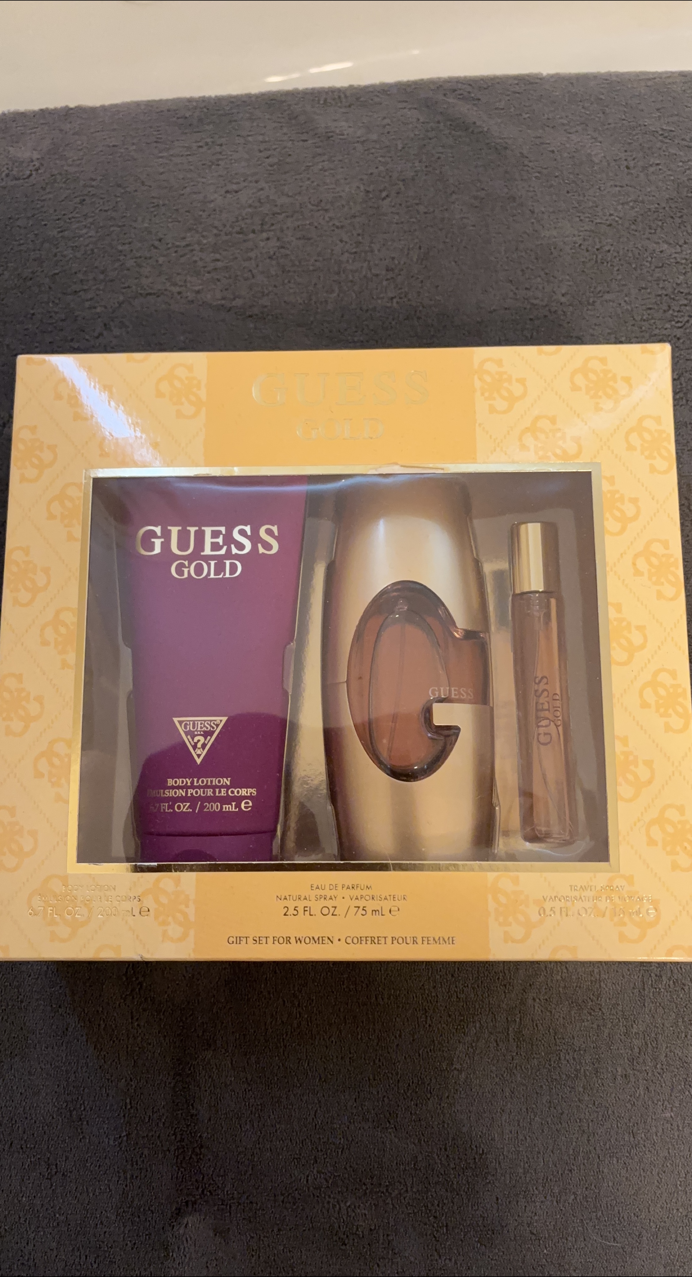 Guess Gold Gift Set for Women- New in box thumbnail