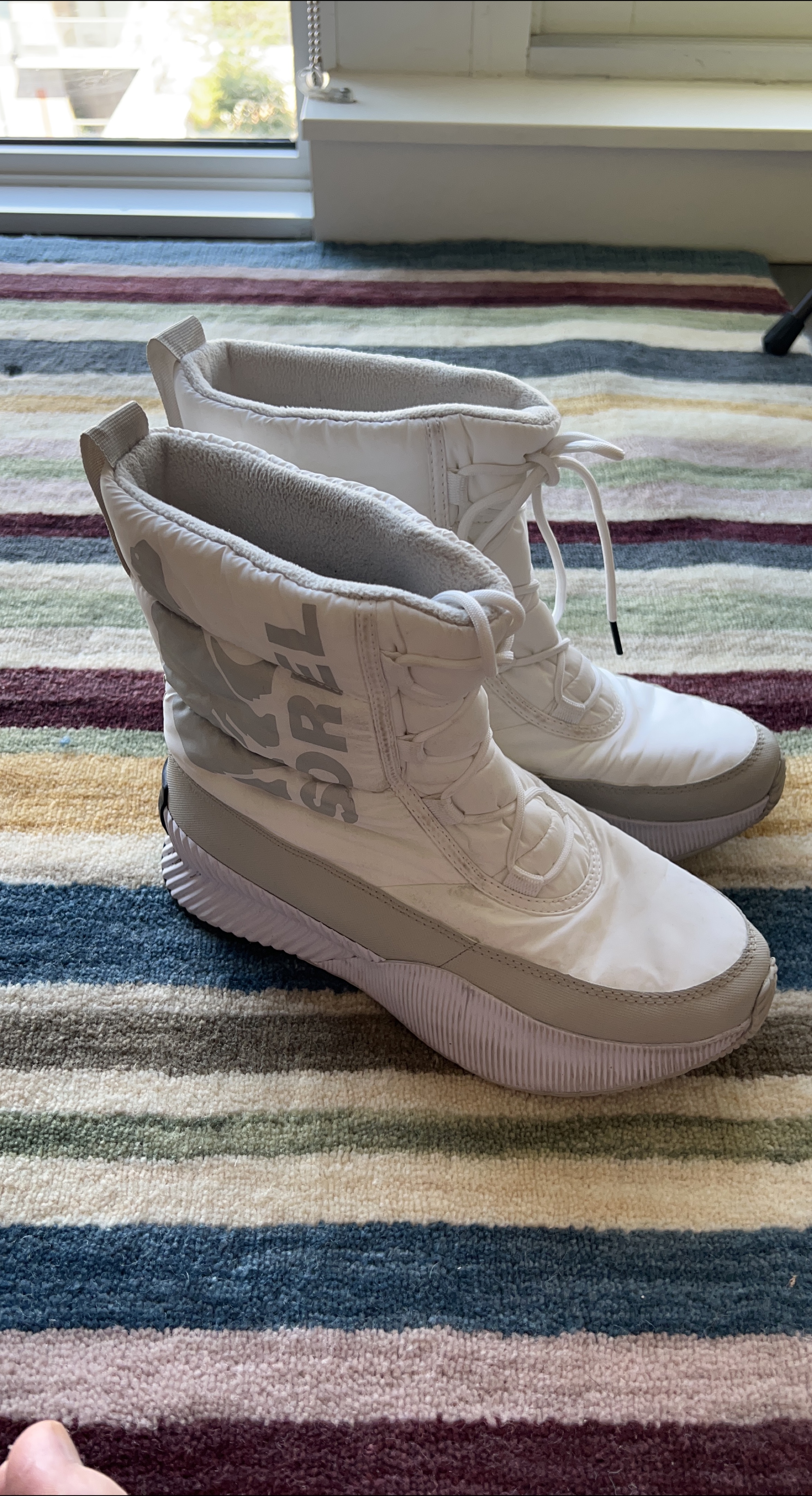 Sorel Women's Size 9 White Winter Boots thumbnail