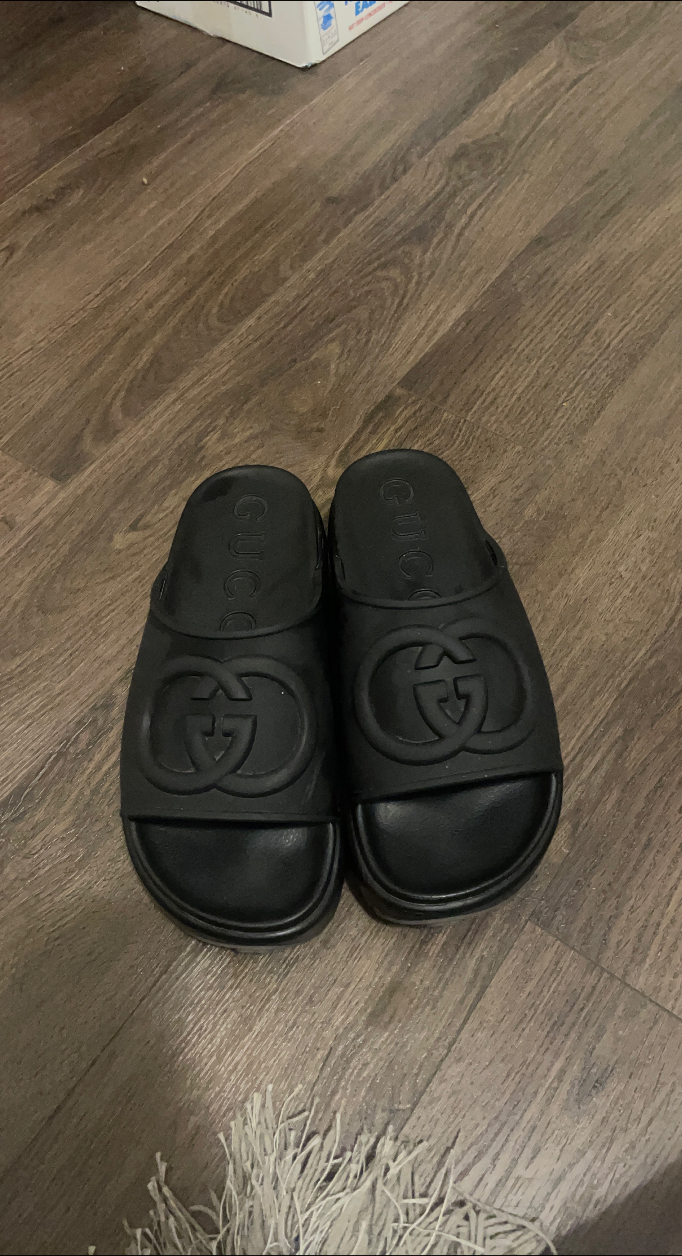 Gucci Slides - Black