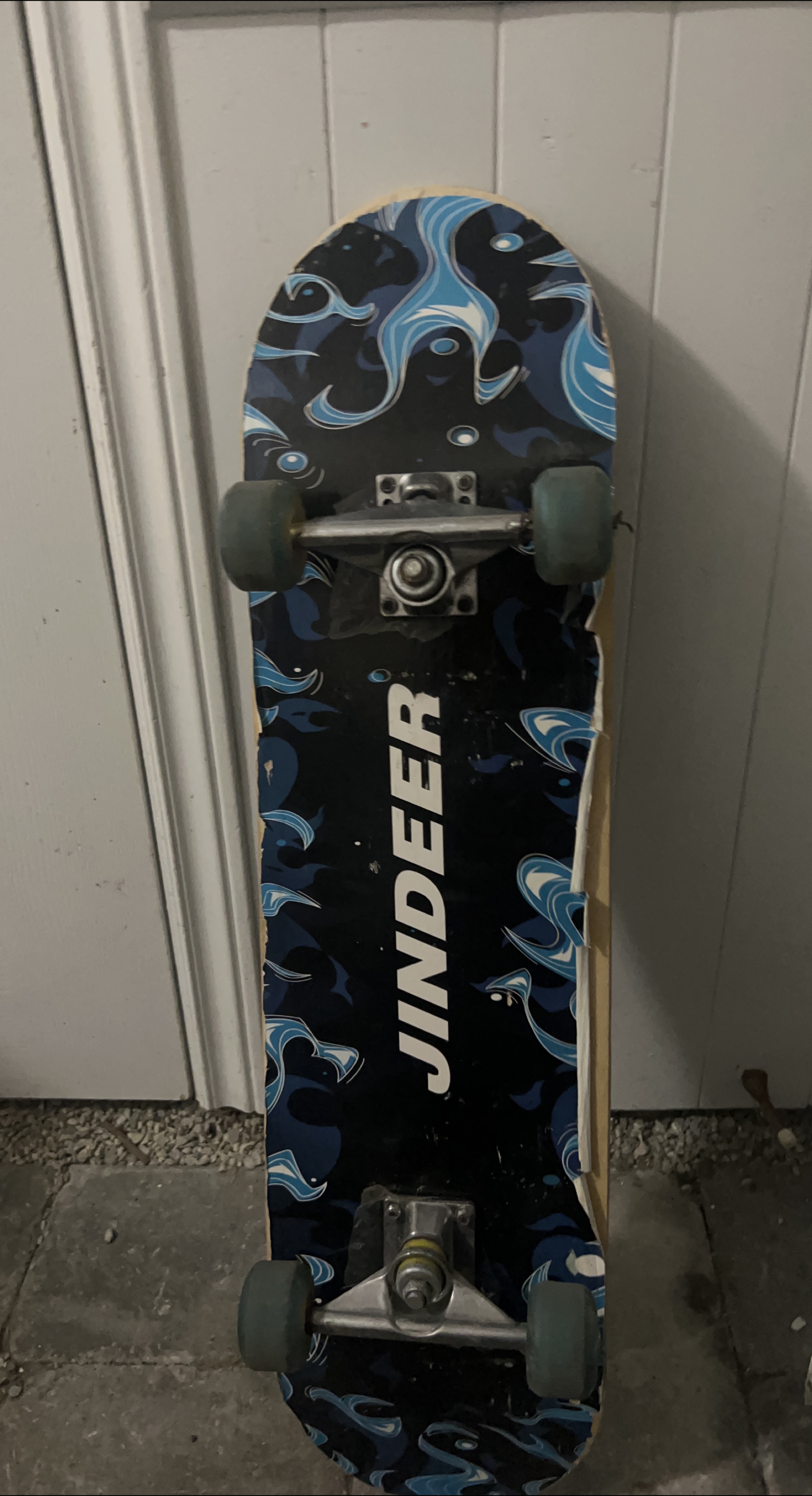 Jindeer Skateboard - Blue Wave Design thumbnail