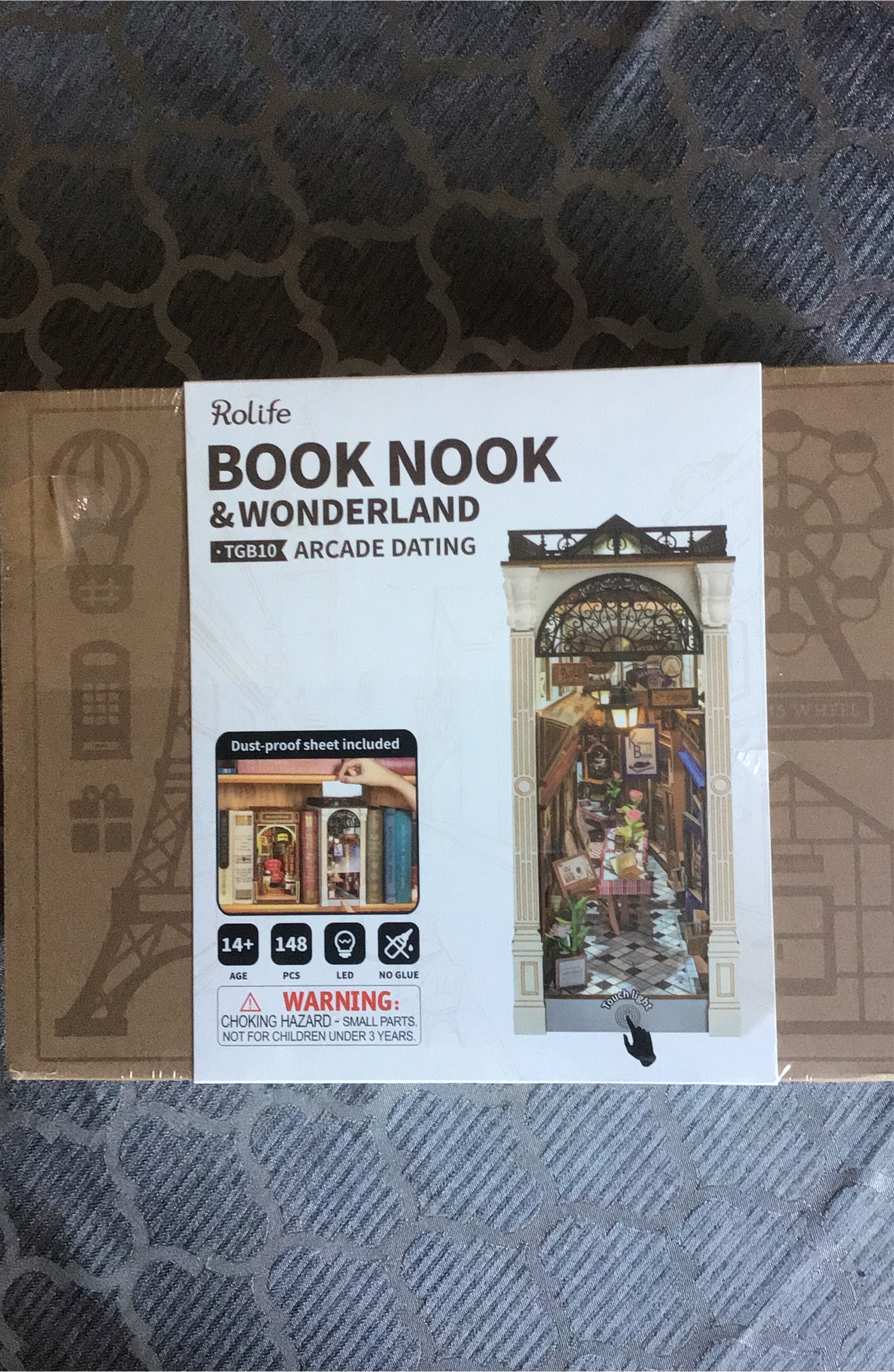 Rolife Book Nook & Wonderland TGB10 - New in Box!