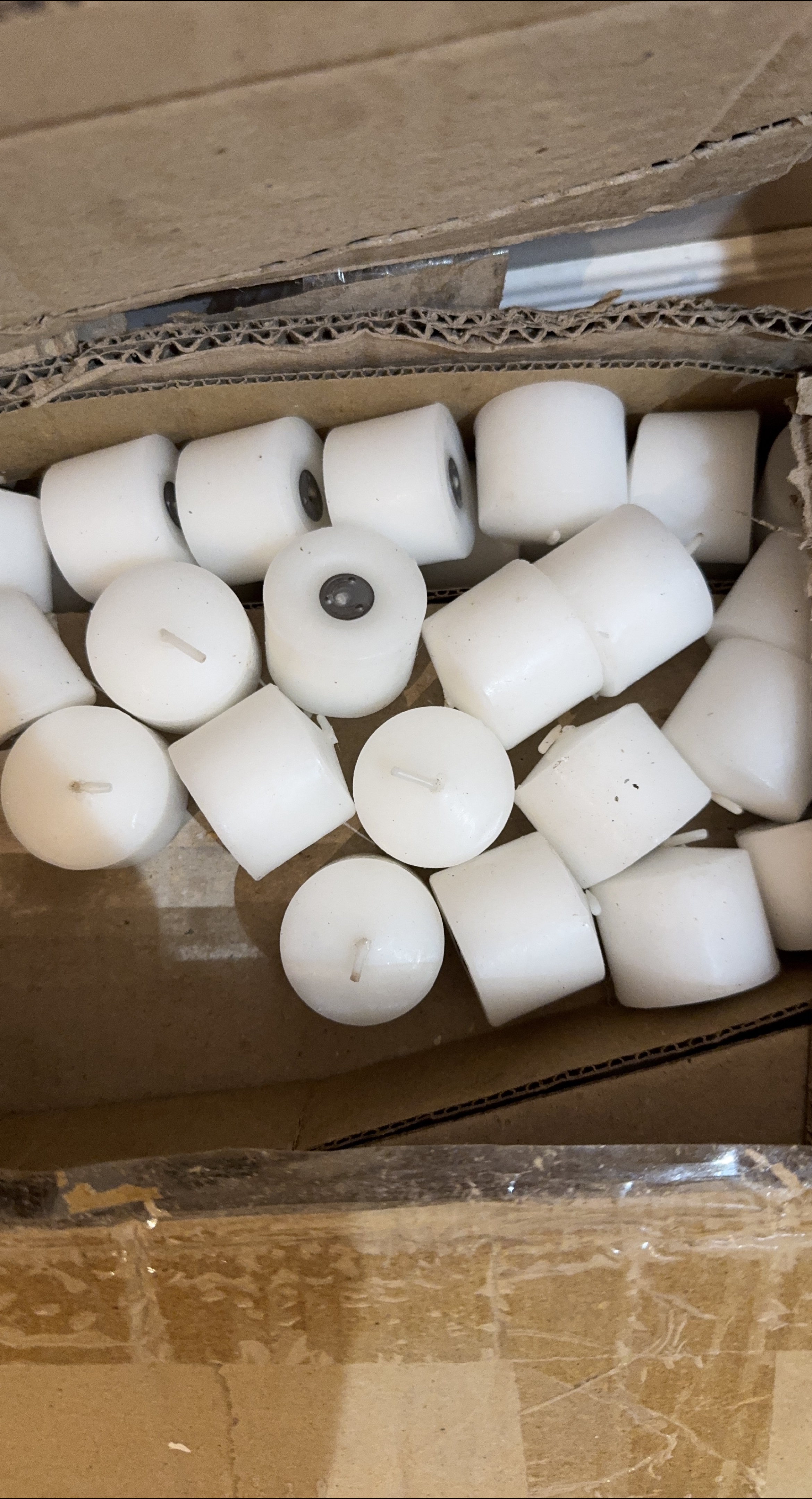 White Tea Light Candles thumbnail
