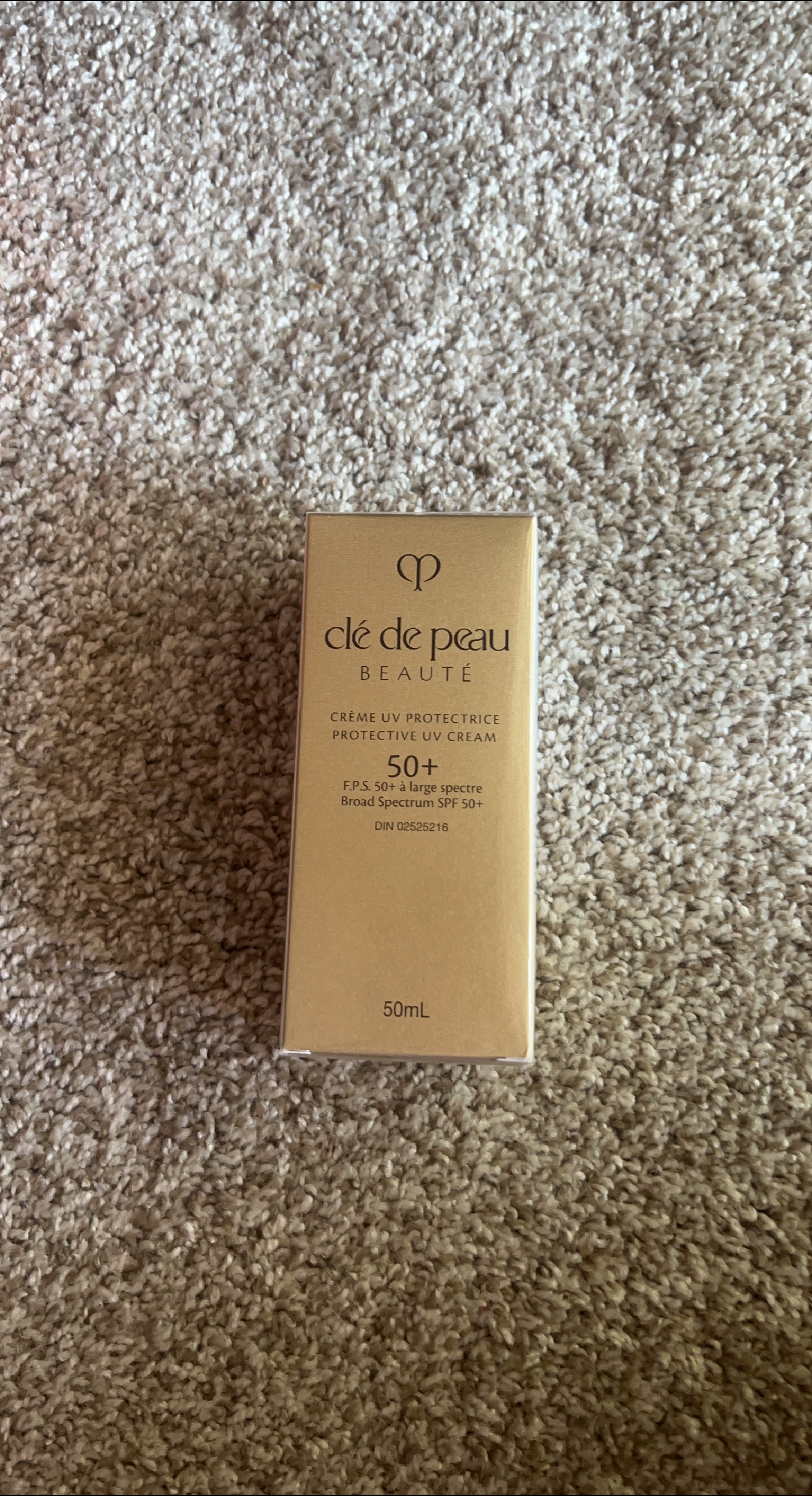 Clé de Peau Beauté Crème UV Protectrice 50ml thumbnail