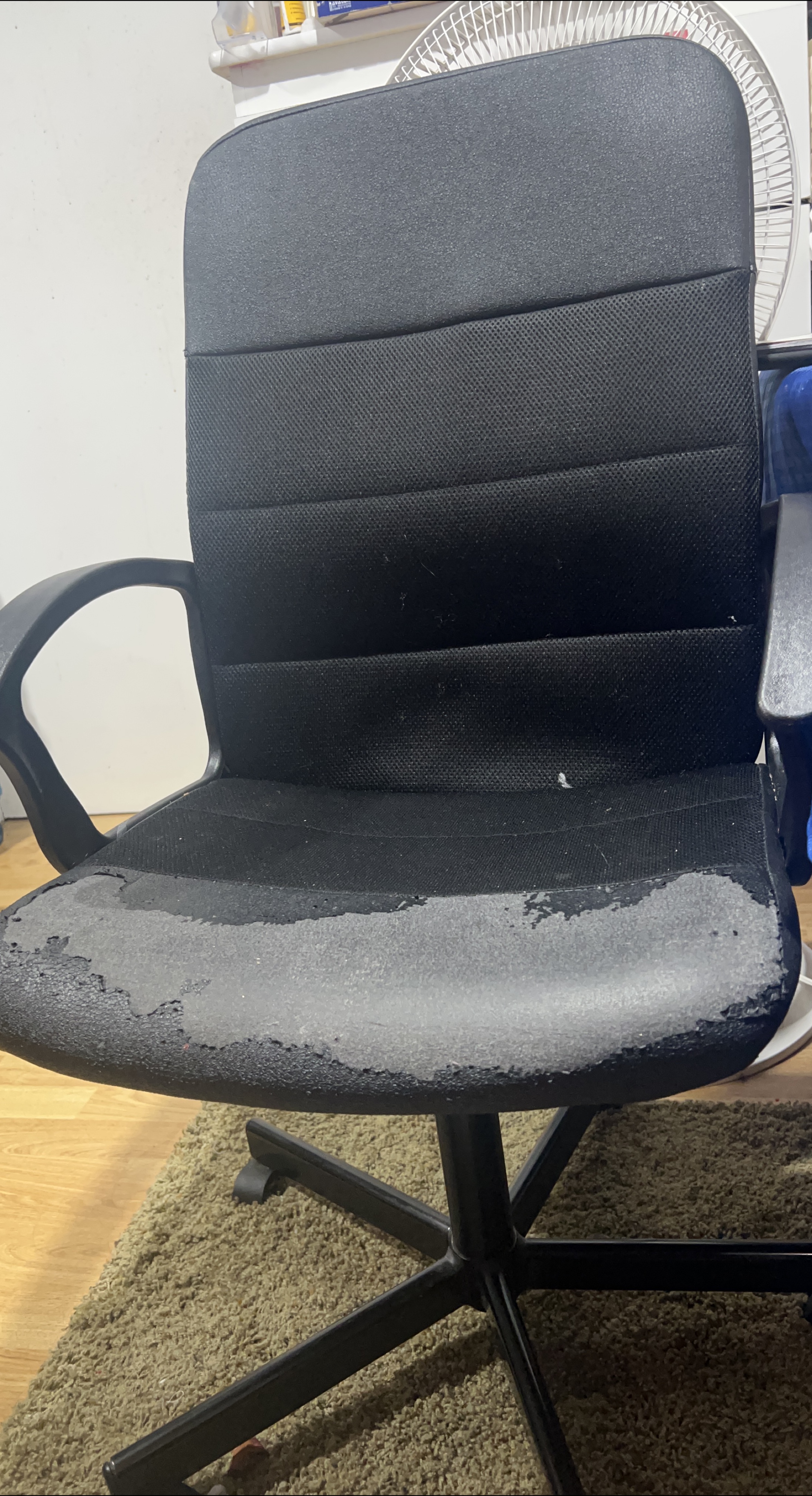 Used Black Office Chair thumbnail