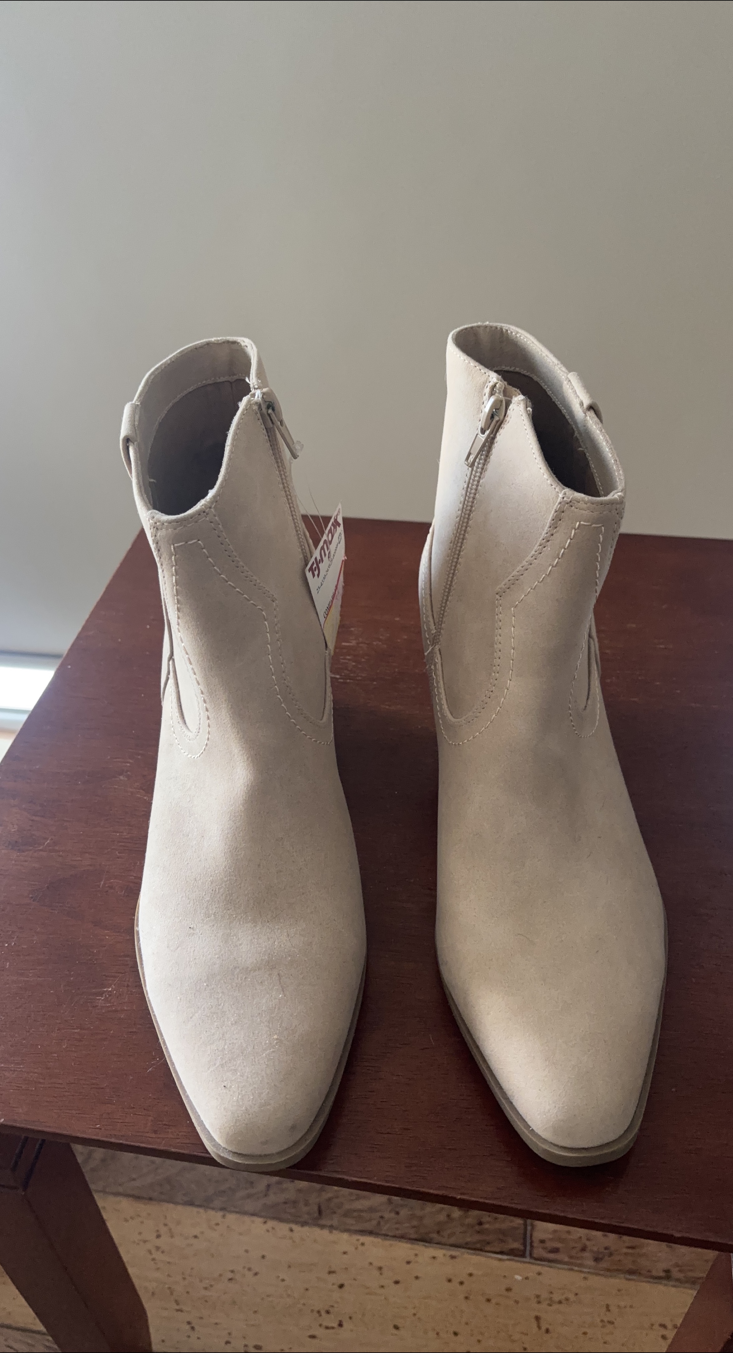 Dolce Vita Ankle Boots - Size  9.5- New with tags thumbnail