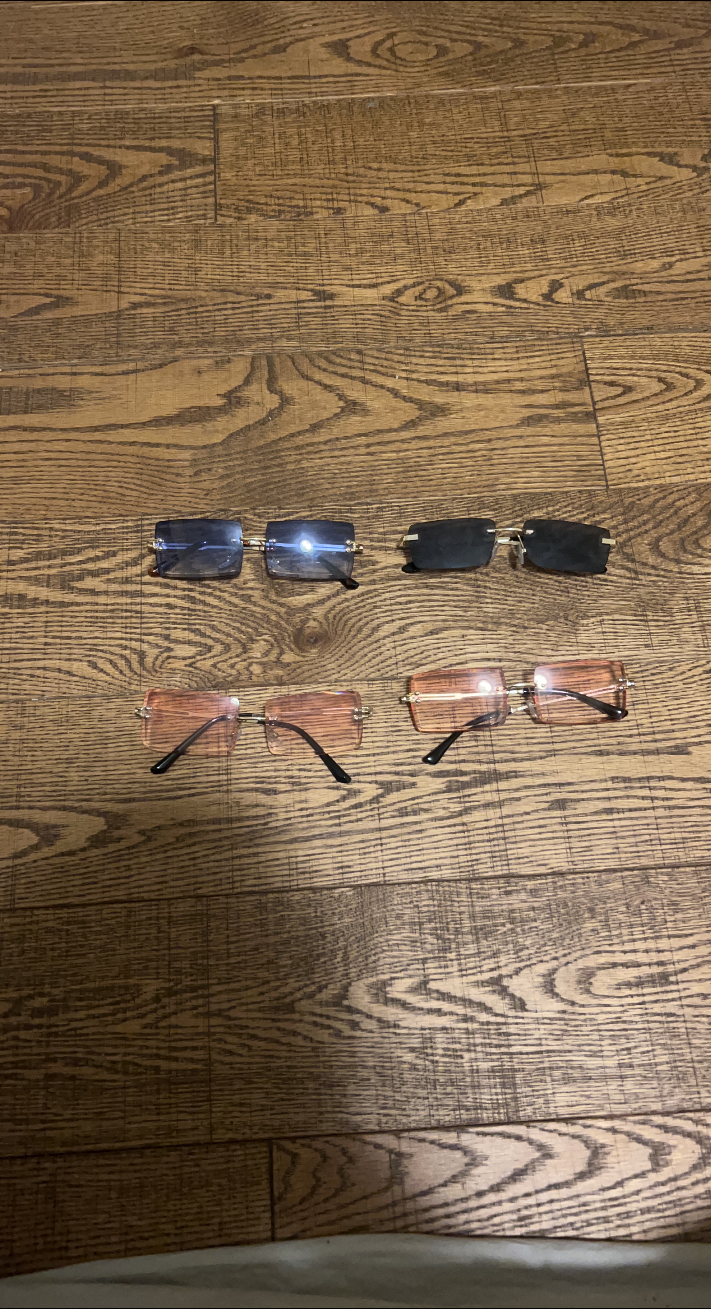 Stylish rectangular glasses thumbnail