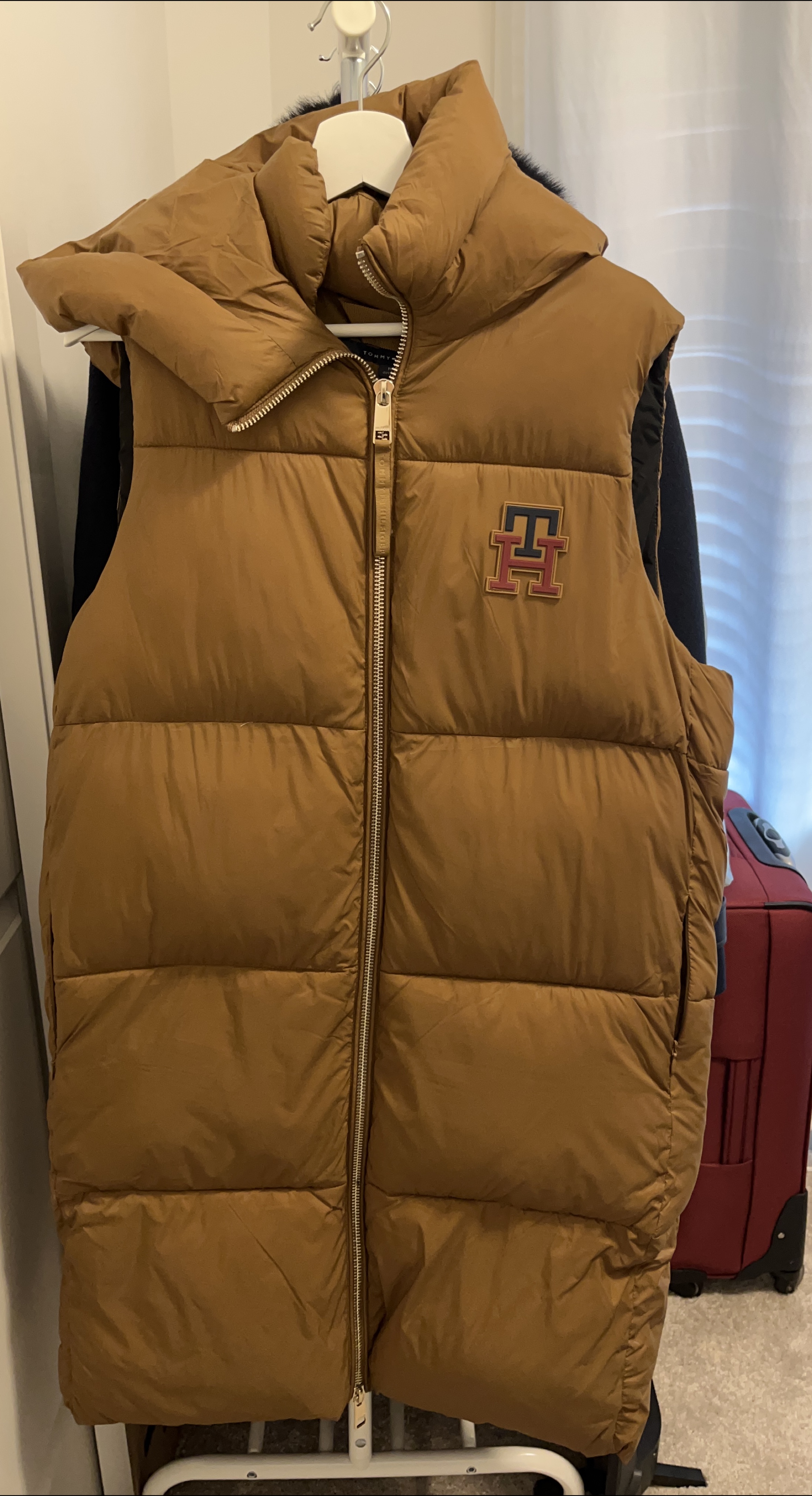 Tommy Hilfiger Puffer Vest - Brown thumbnail
