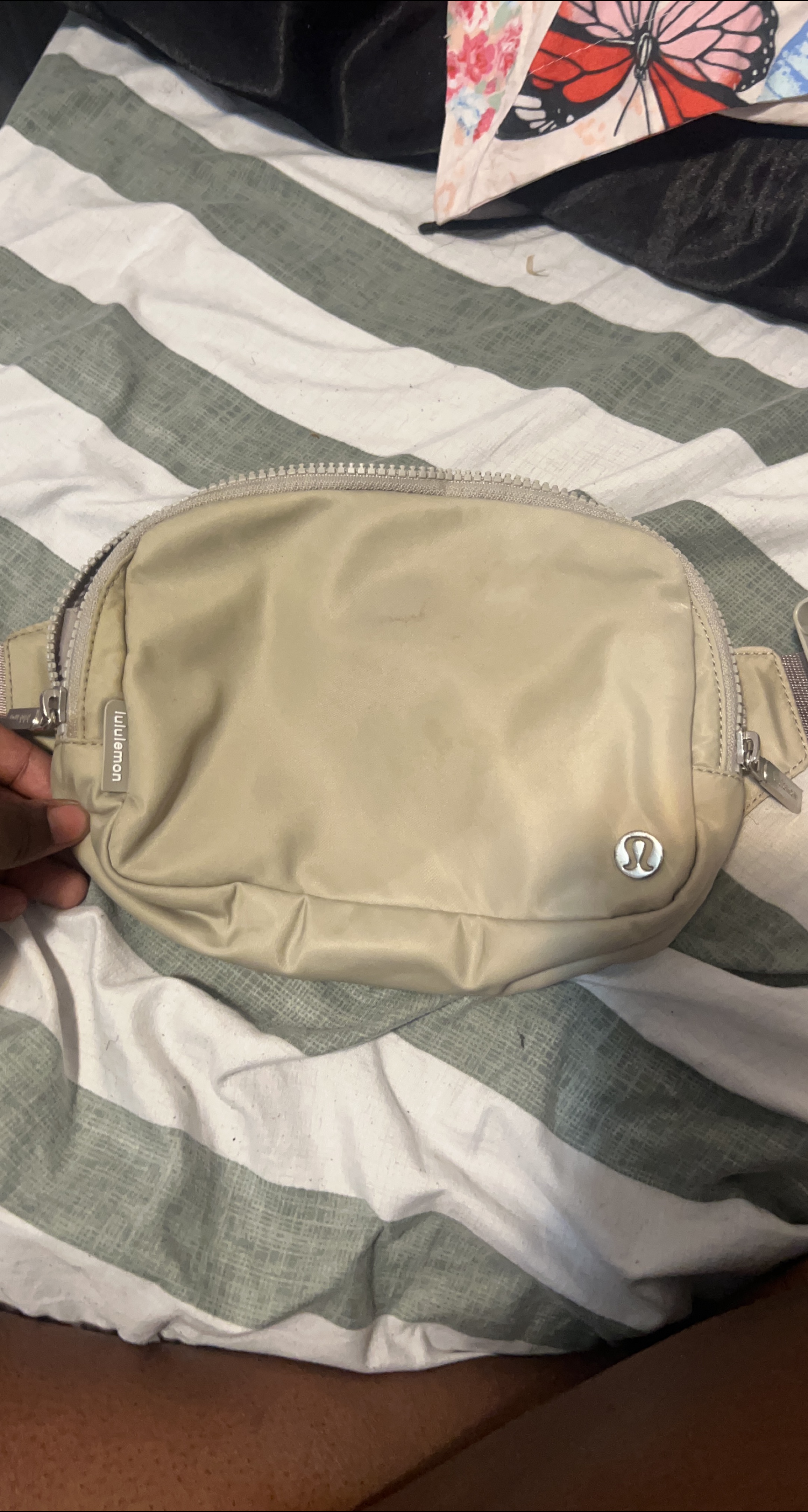 Lululemon Everywhere Belt Bag - Beige thumbnail