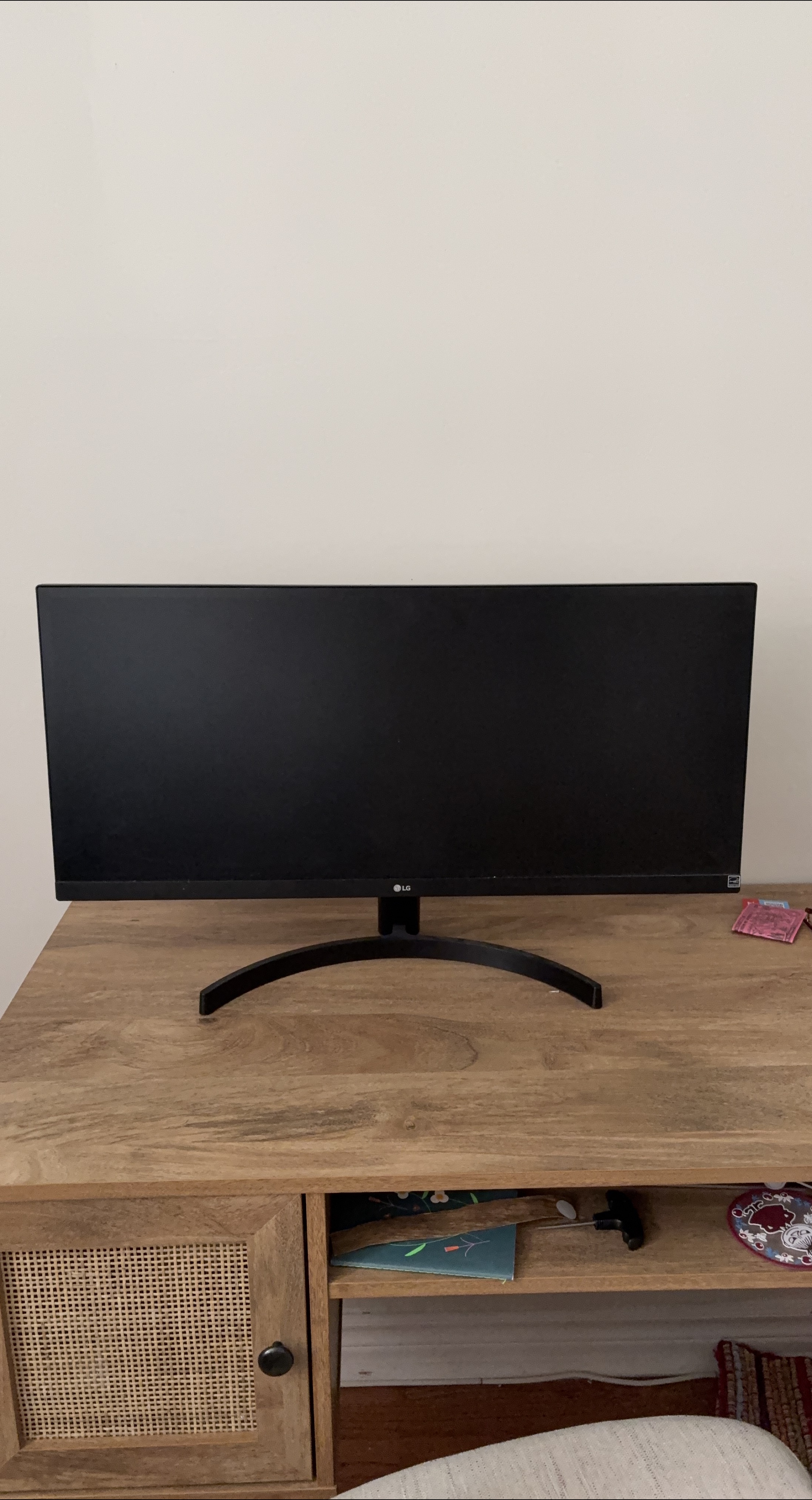 LG Ultrawide Monitor 21:9 - Black thumbnail