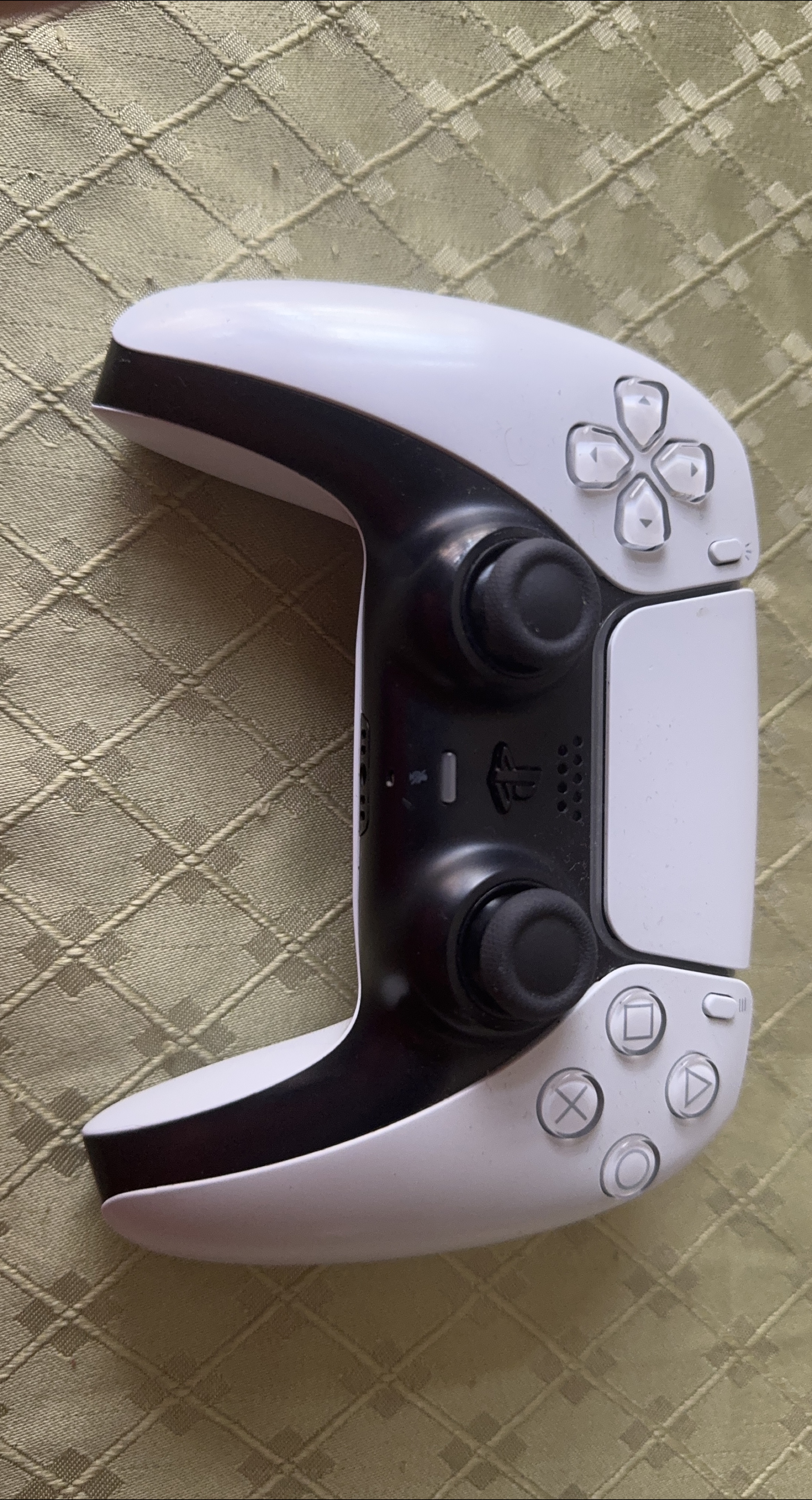 PlayStation 5 DualSense Wireless Controller thumbnail