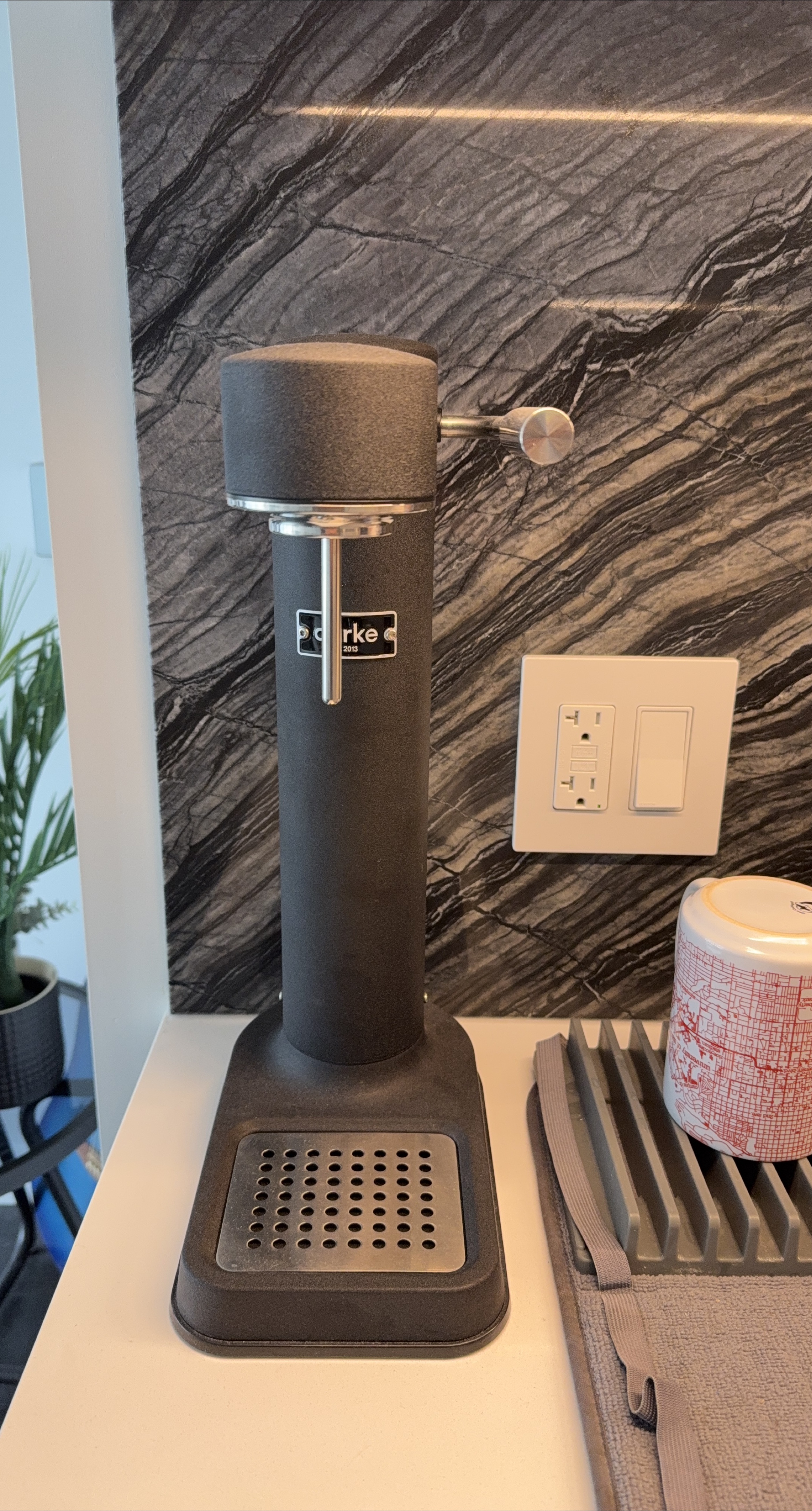 Aarke Carbonator 3 Sparkling Water Maker thumbnail
