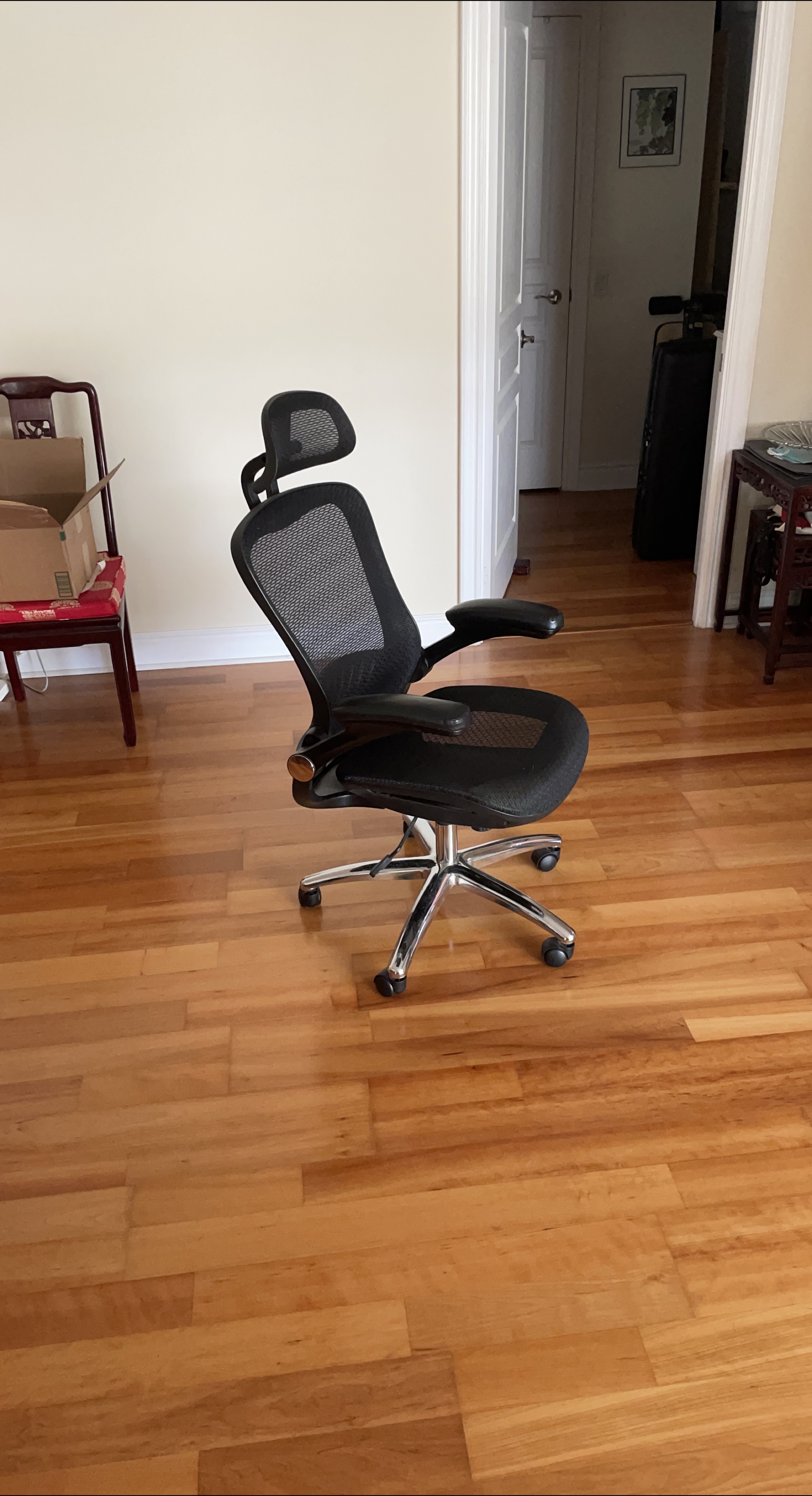 Ergonomic Office Chair - Black thumbnail