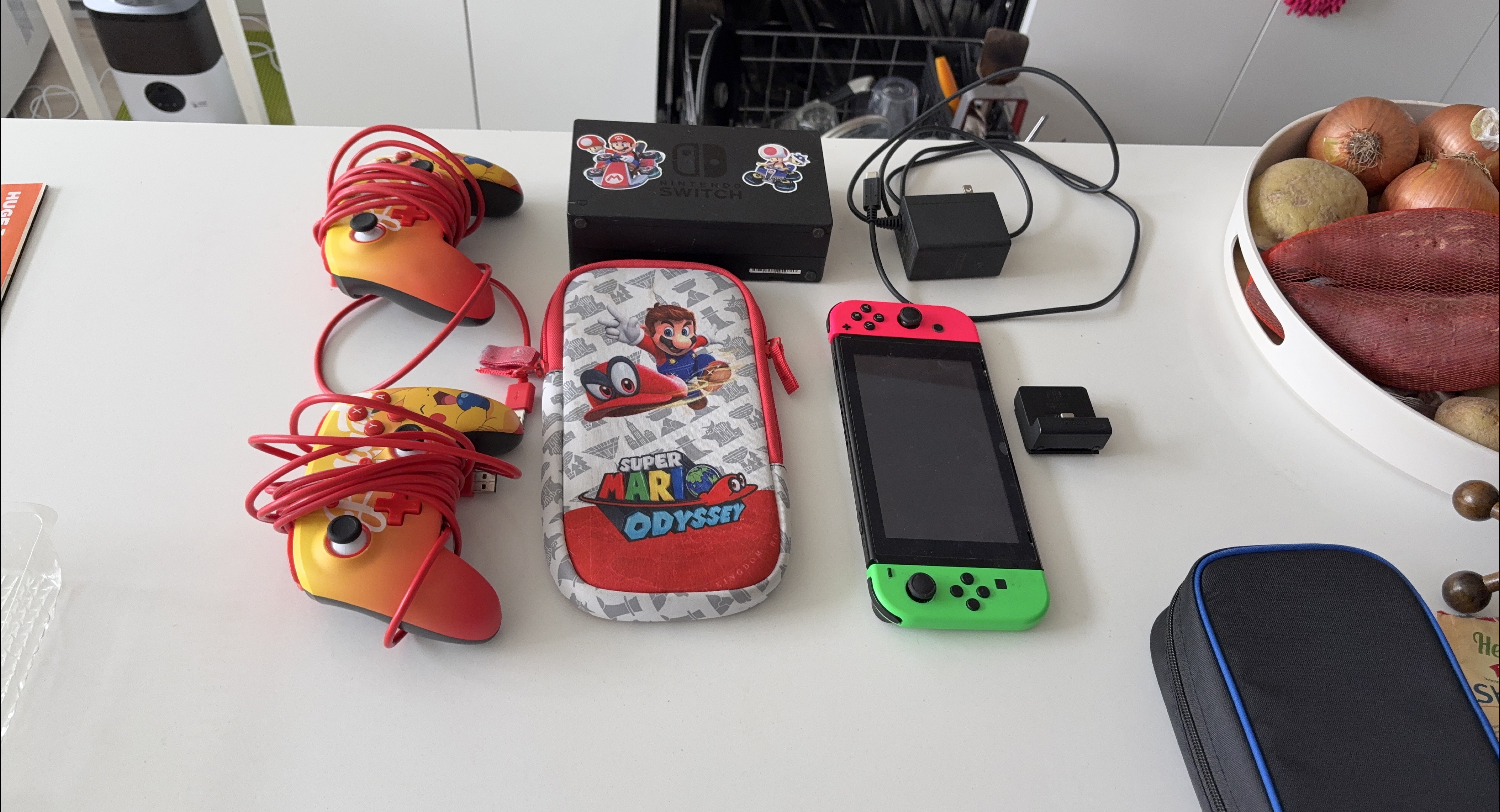 Nintendo Switch Console thumbnail