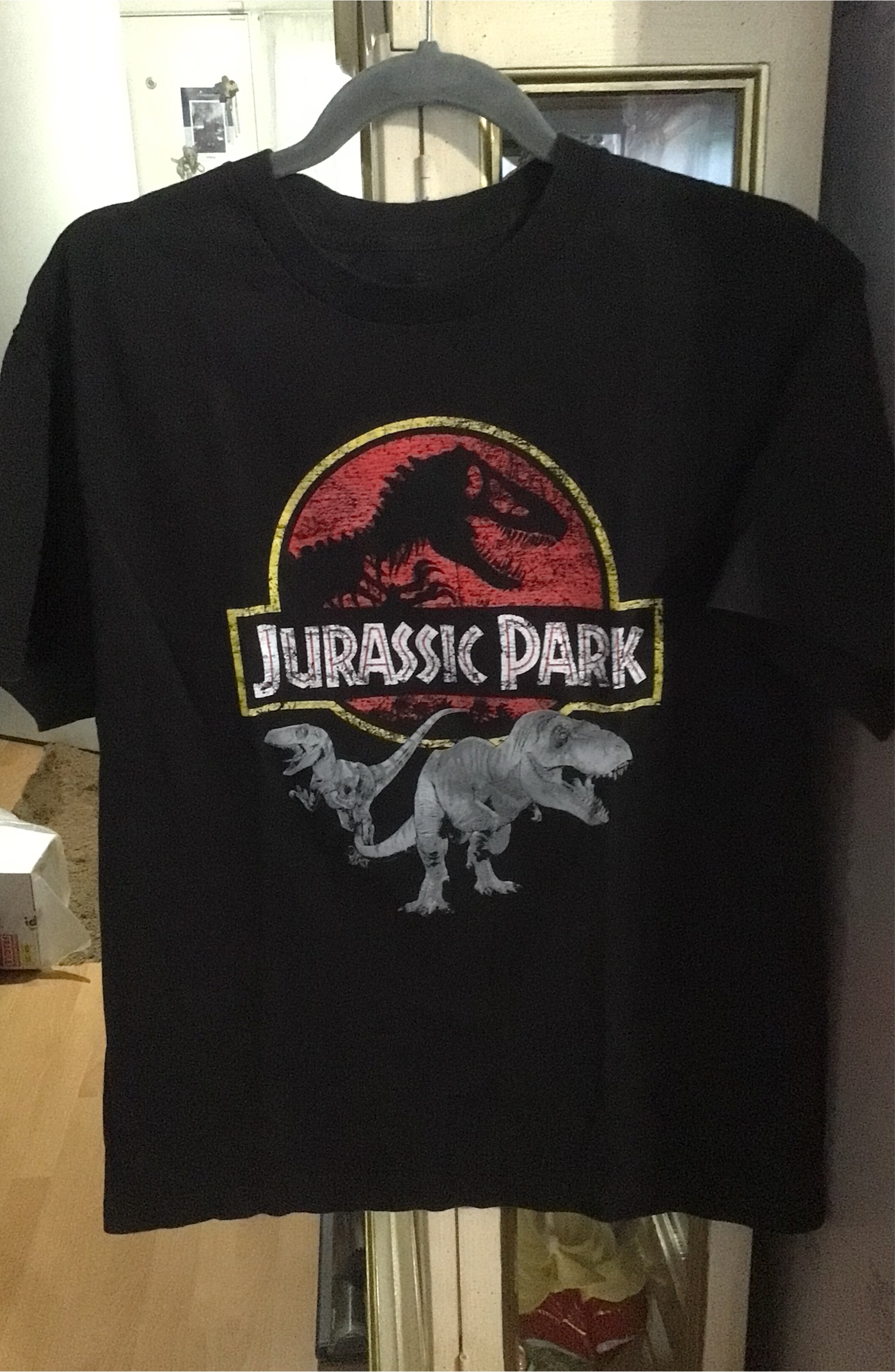 Man Jurassic Park character T-shirt size large