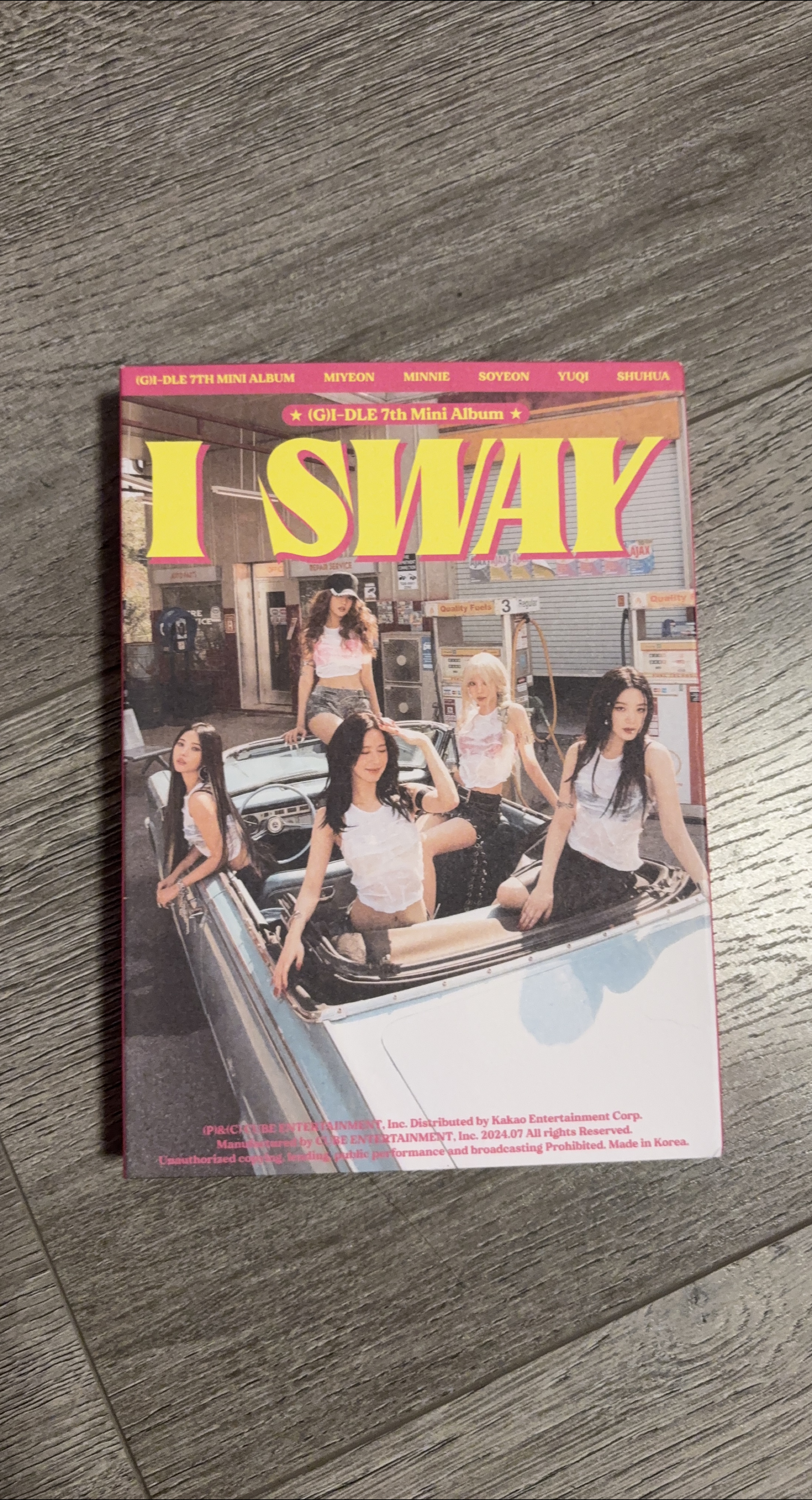 (G)I-DLE 7th Mini Album - I SWAY thumbnail