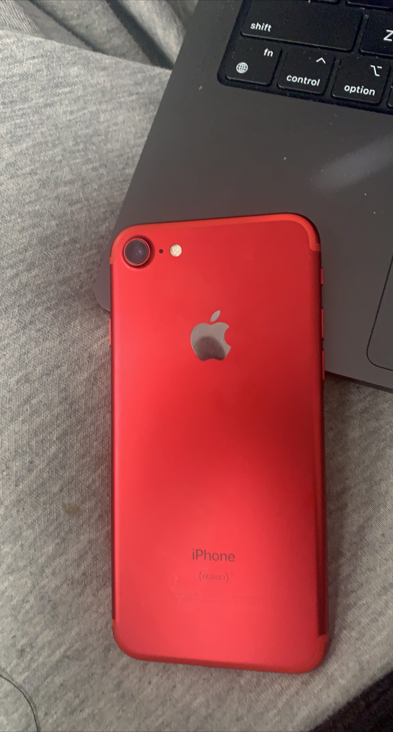 Apple iPhone Red thumbnail