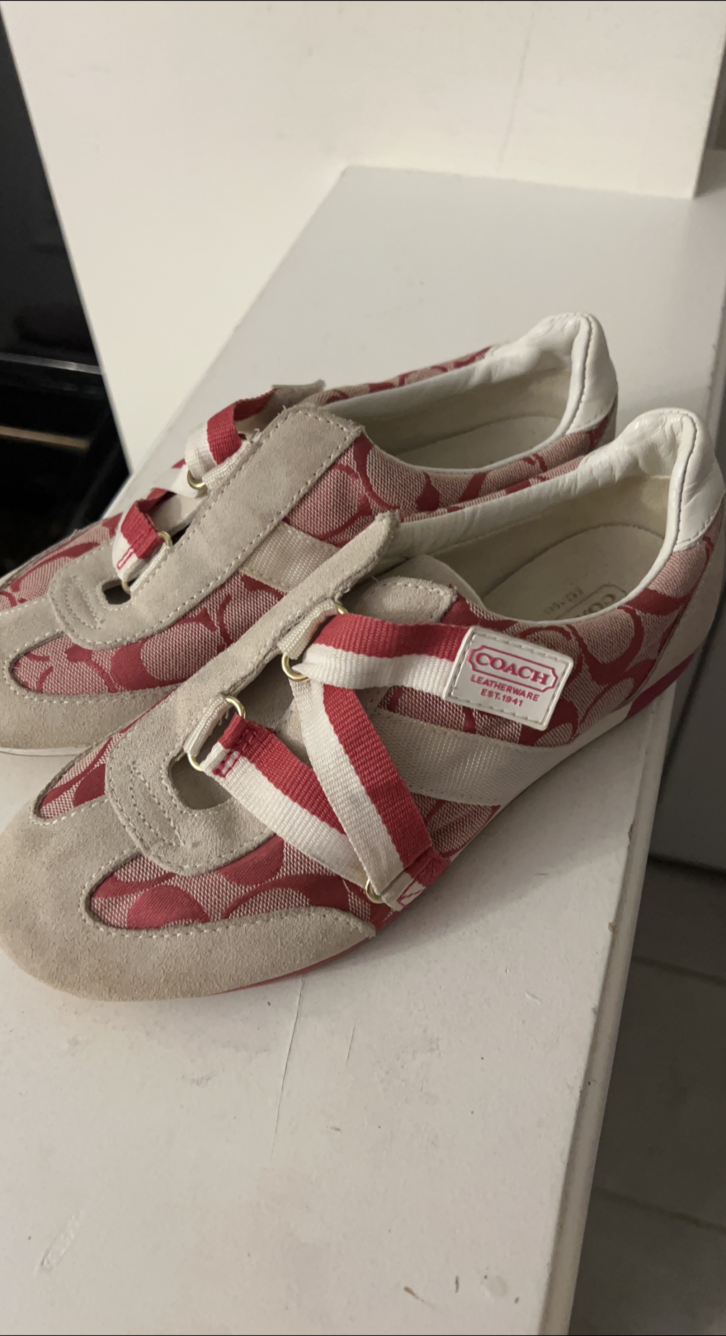 Coach Sneakers thumbnail